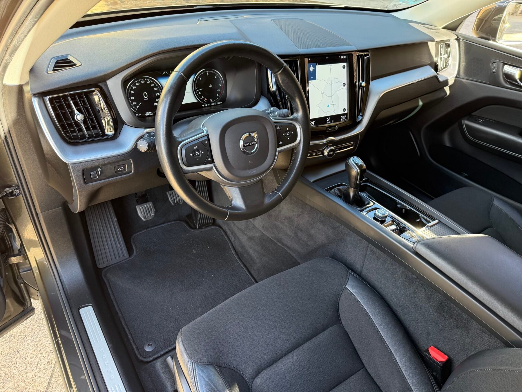 VOLVO XC60 D3 Business Plus 150 CV 