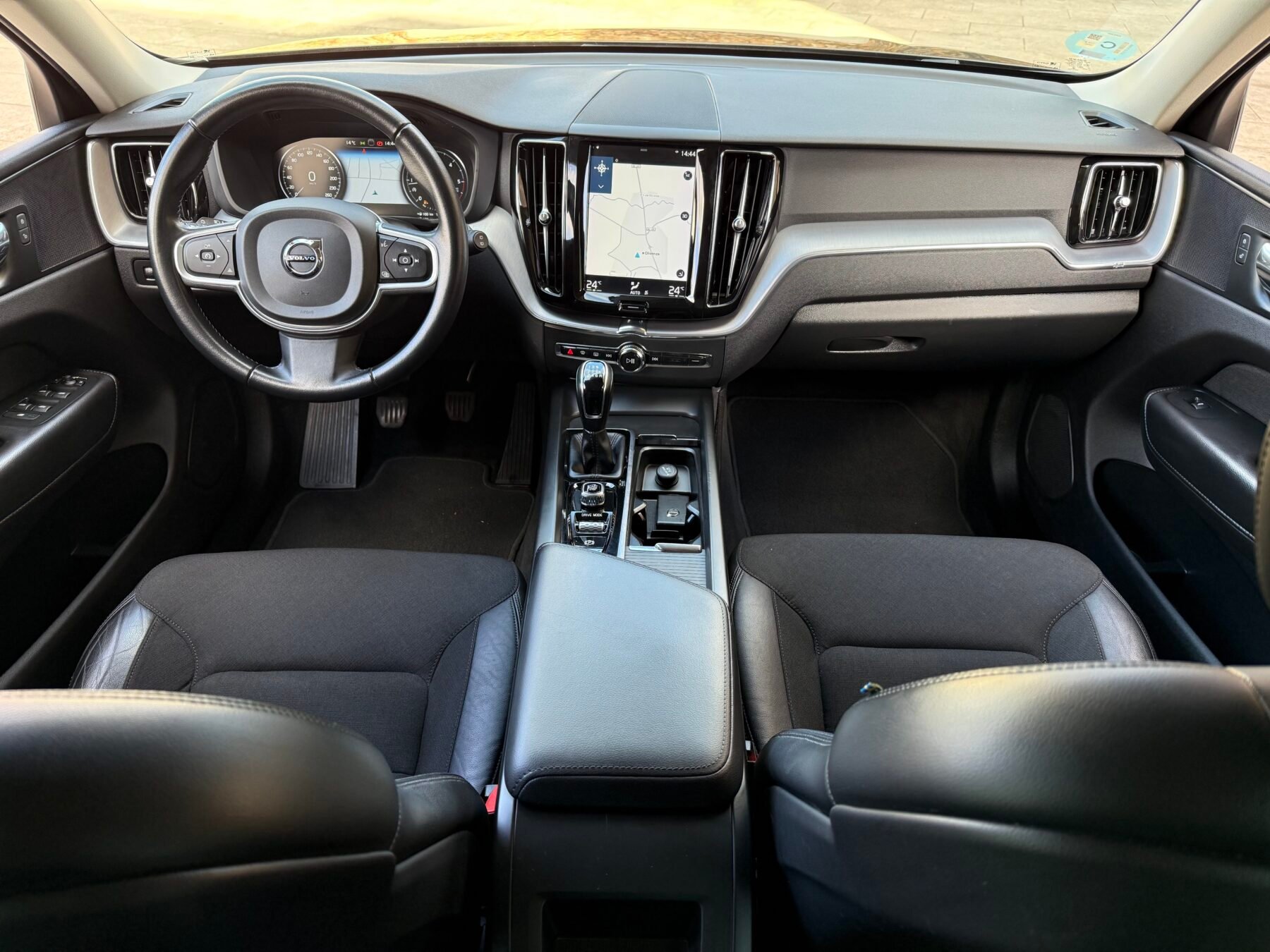 VOLVO XC60 D3 Business Plus 150 CV 