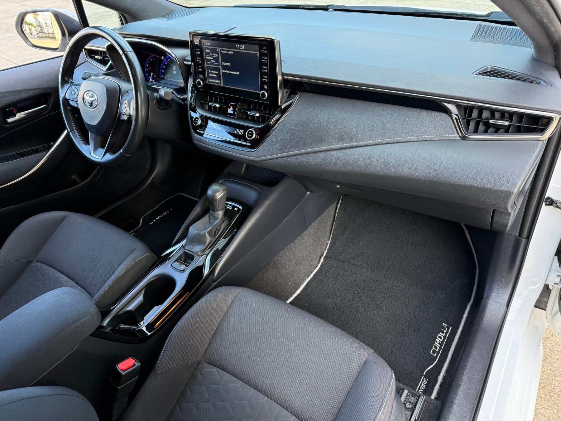 TOYOTA Auris Corolla  familiar 1.8 125H ACTIVE TECH E-CVT TOU SPORT 