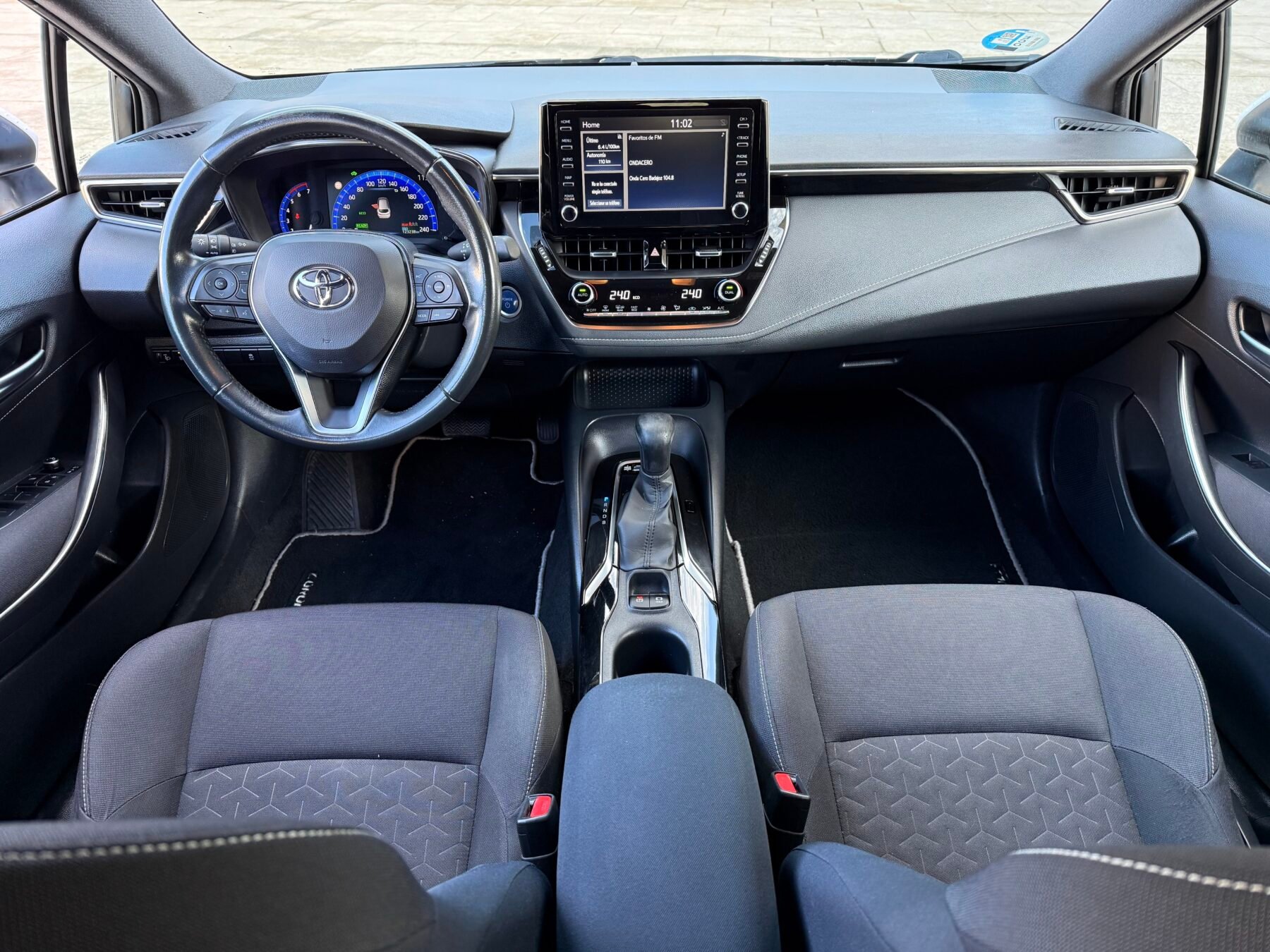 TOYOTA Auris Corolla  familiar 1.8 125H ACTIVE TECH E-CVT TOU SPORT 