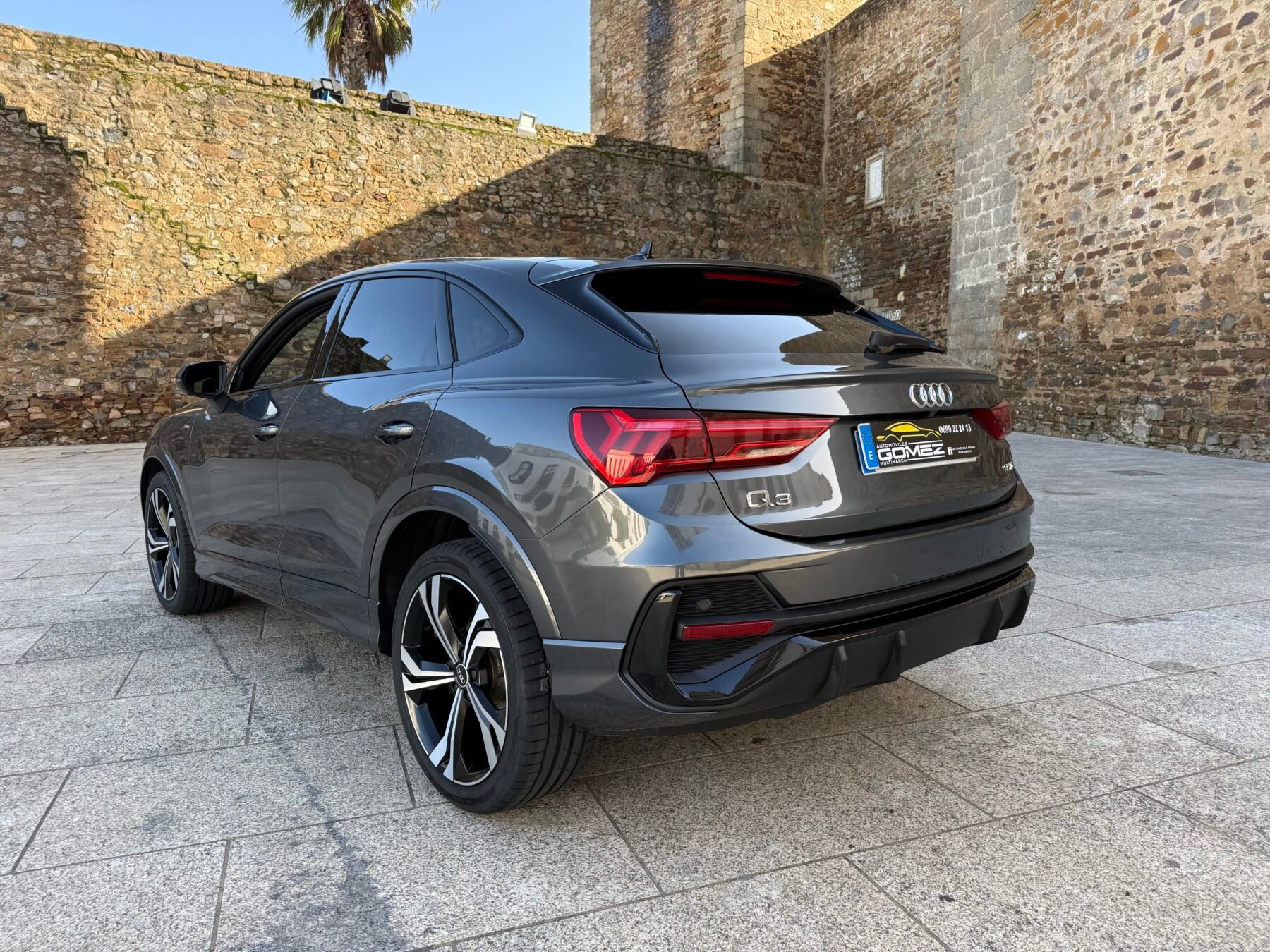 AUDI Q3 Sportback 2.0 TDI BLACK LINE S TRONIC 