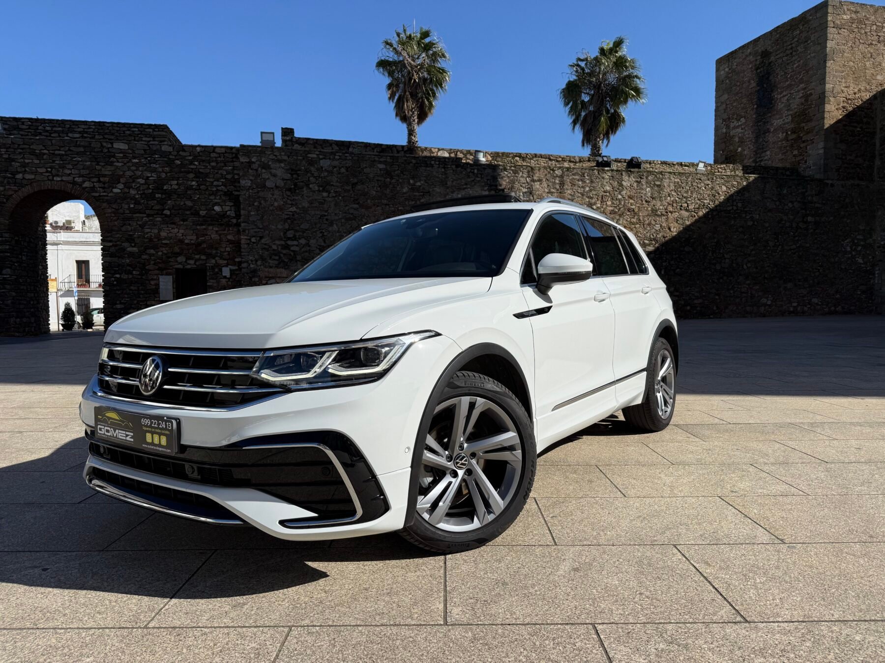 VOLKSWAGEN Tiguan R-Line 2.0 TDI Techo 150 CV 