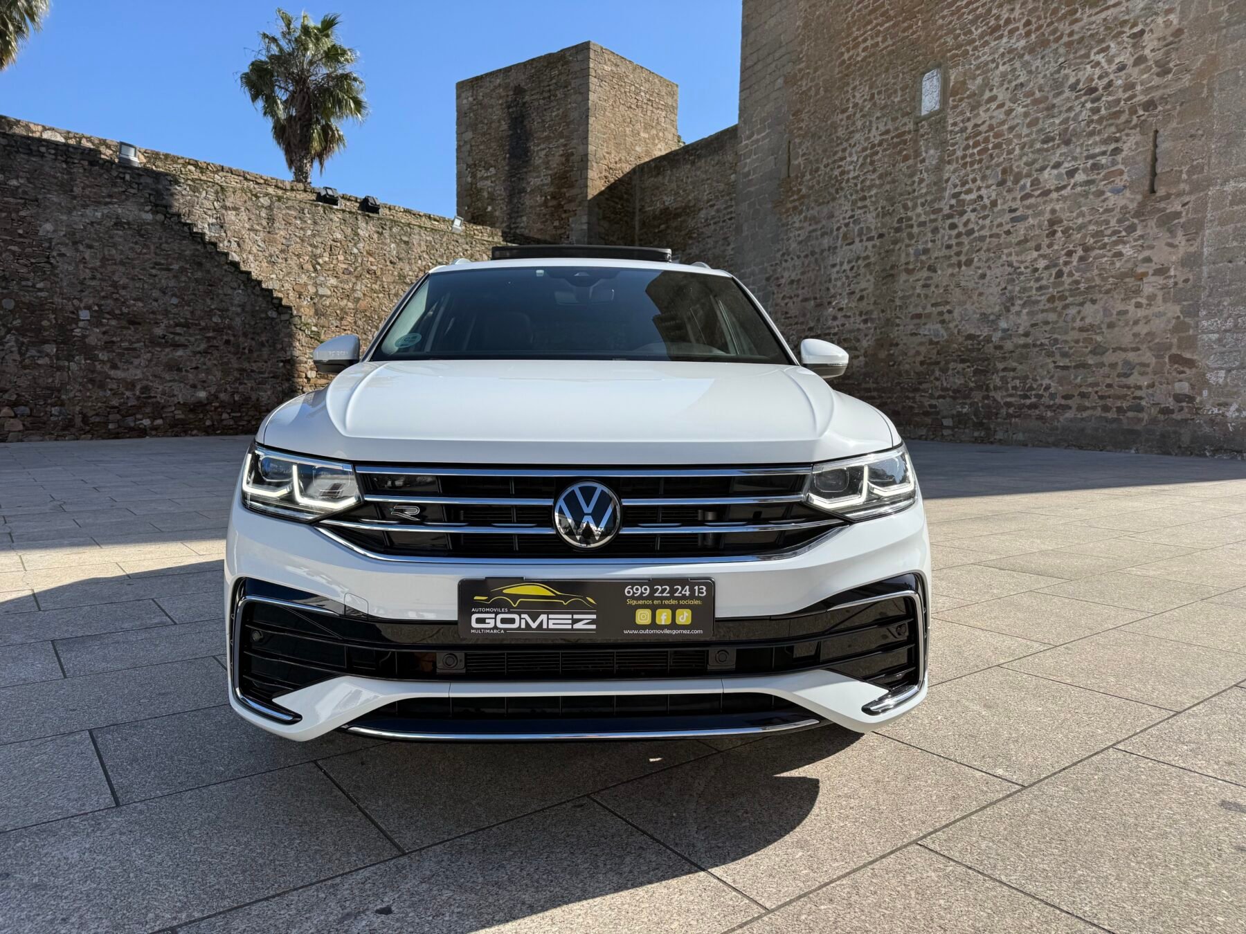 VOLKSWAGEN Tiguan R-Line 2.0 TDI Techo 150 CV 