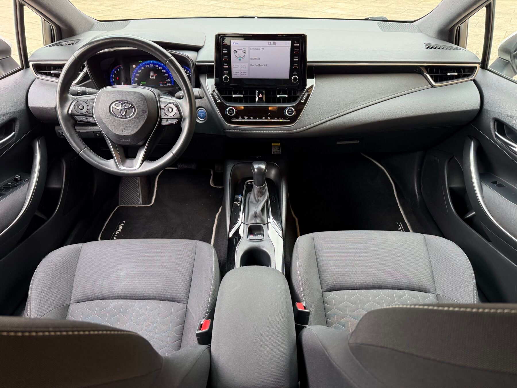 TOYOTA Corolla  1.8 125H ACTIVE TECH E-CVT