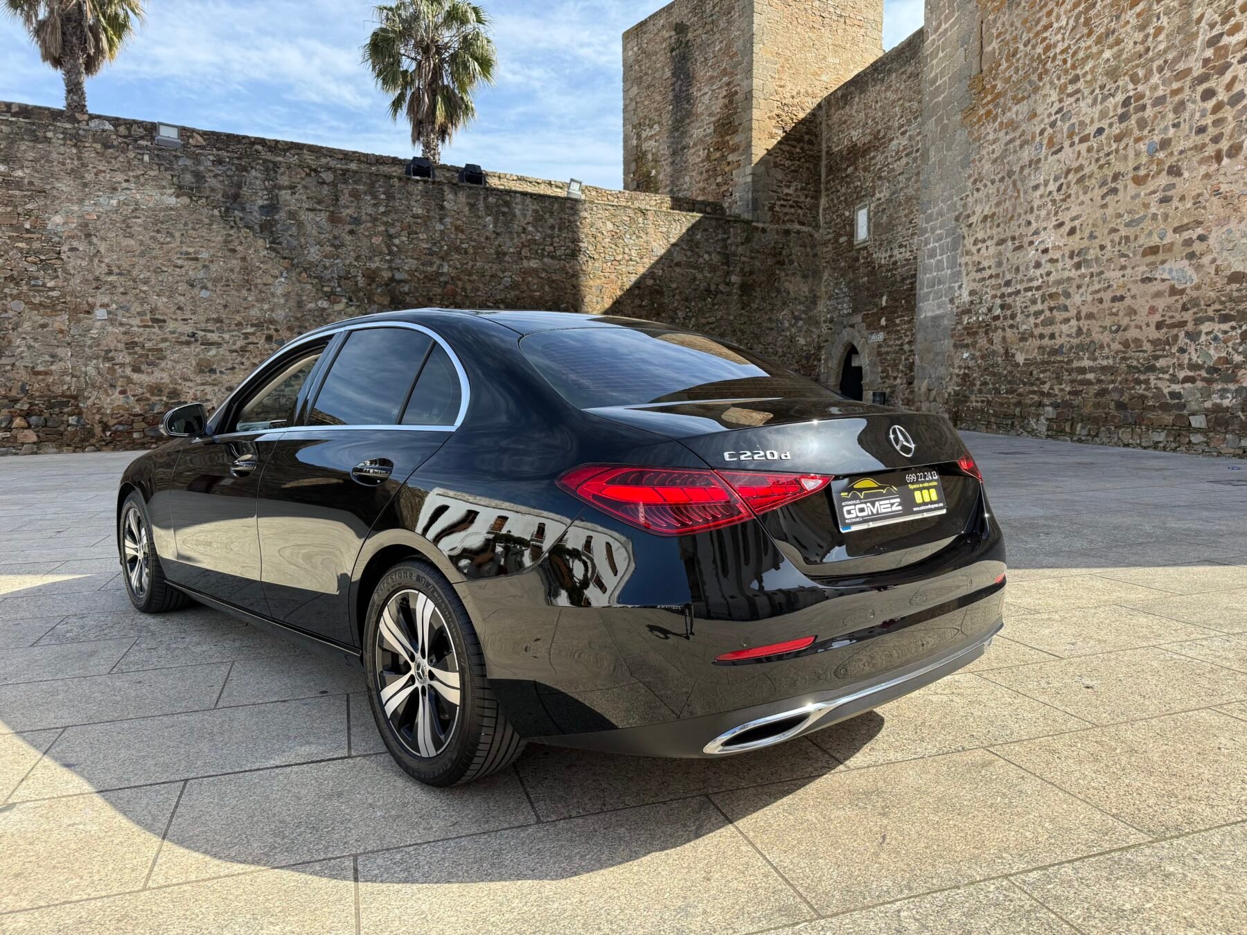 MERCEDES-BENZ Clase C 220 d AMG 200 CV AUTO 
