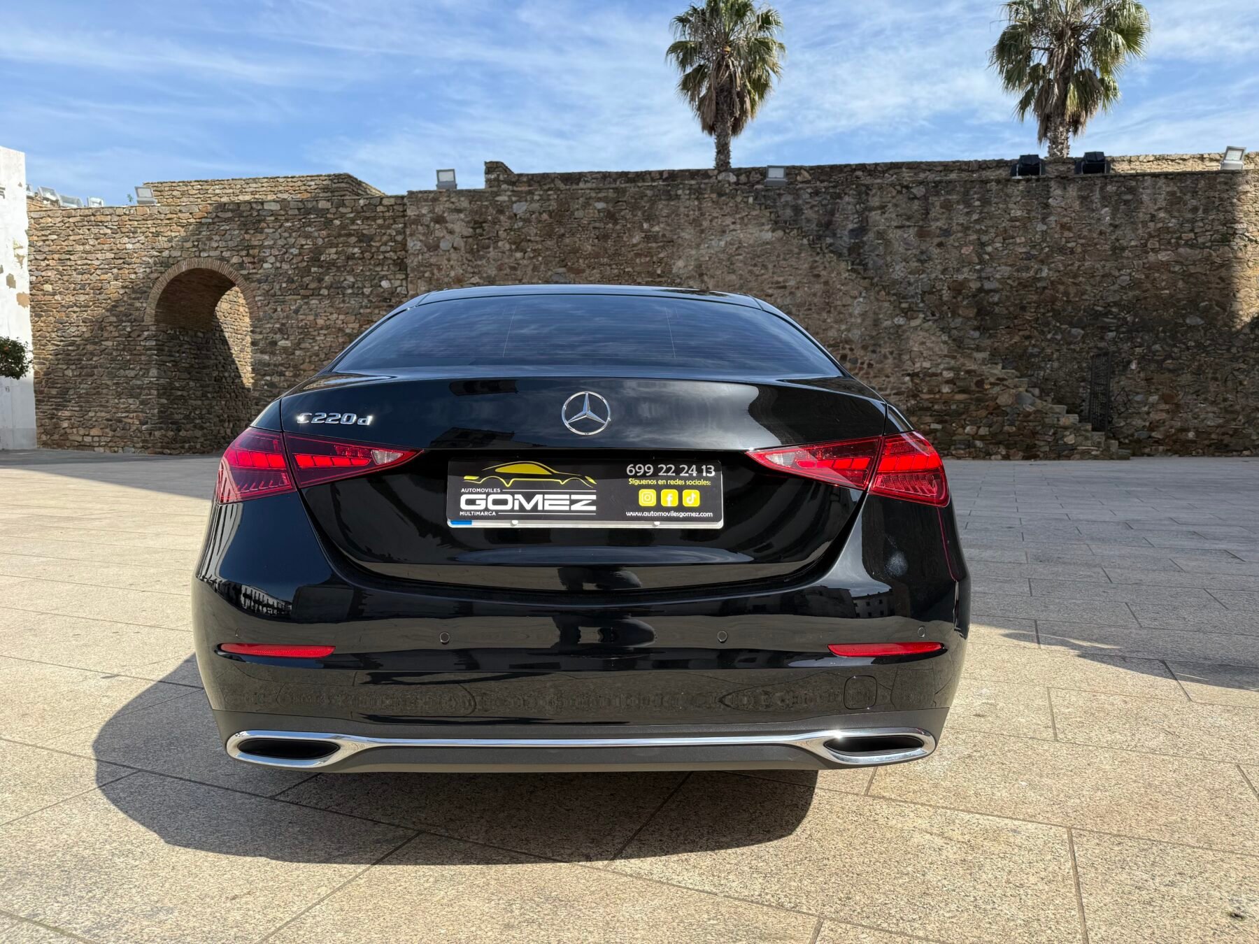 MERCEDES-BENZ Clase C 220 d AMG 200 CV AUTO 