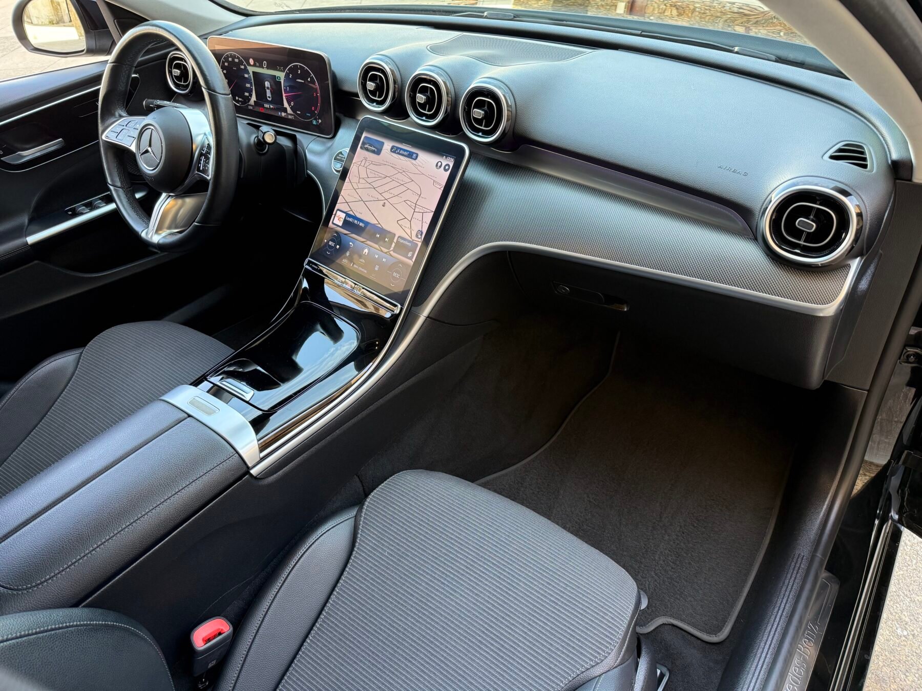 MERCEDES-BENZ Clase C 220 d AMG 200 CV AUTO 