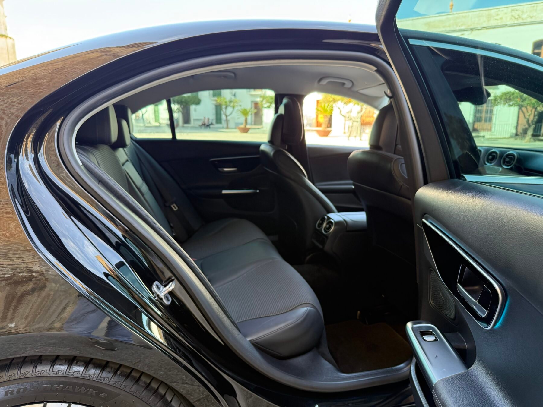 MERCEDES-BENZ Clase C 220 d AMG 200 CV AUTO 