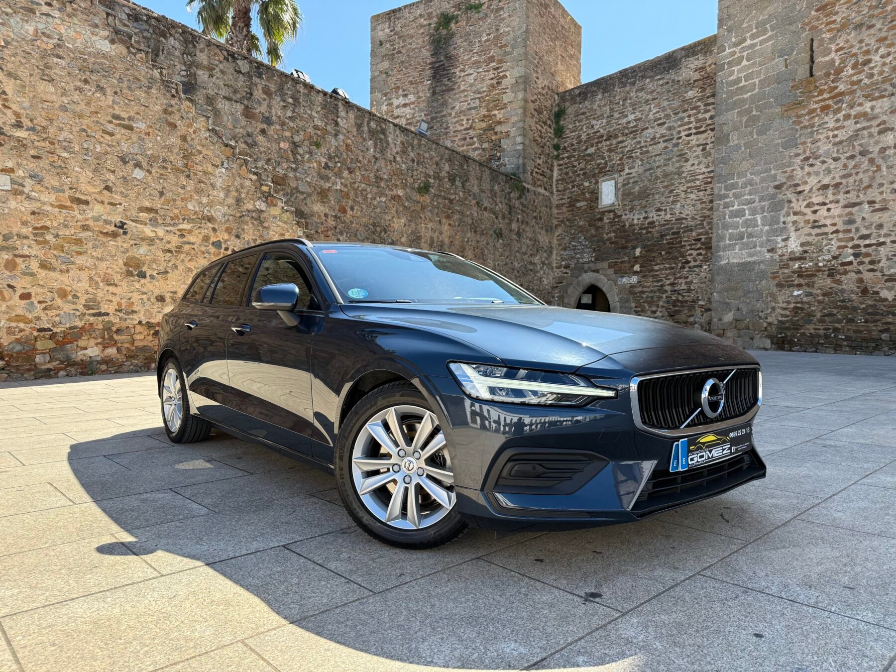 VOLVO V60 familiar 2.0 B4 (D) Momentum Core Auto 