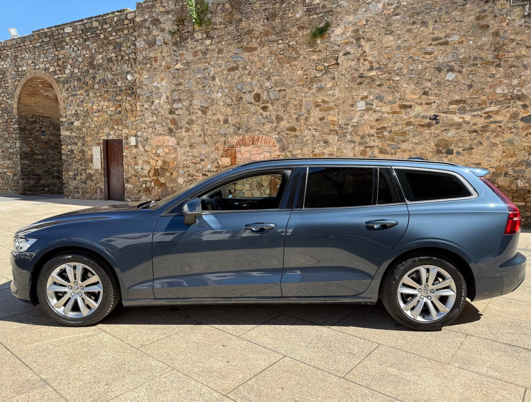 VOLVO V60 familiar 2.0 B4 (D) Momentum Core Auto 