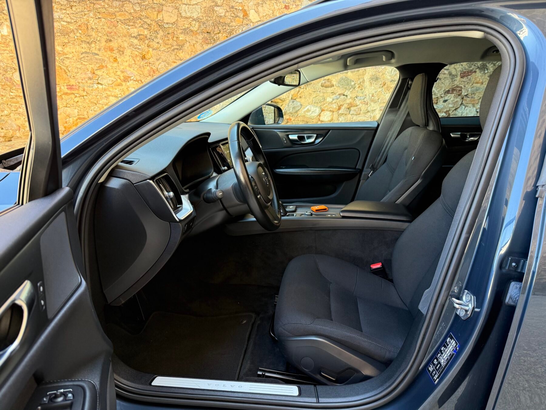 VOLVO V60 familiar 2.0 B4 (D) Momentum Core Auto 