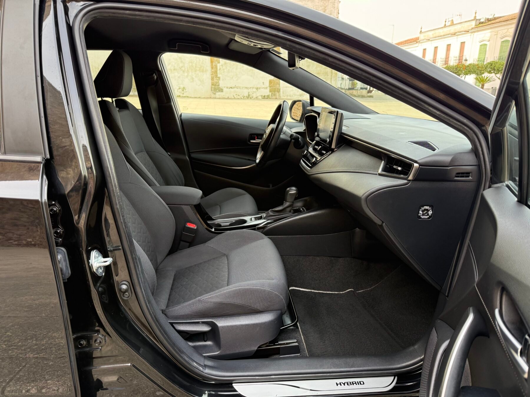 TOYOTA Corolla  1.8 125H ACTIVE TECH E-CVT TOU SPORT 