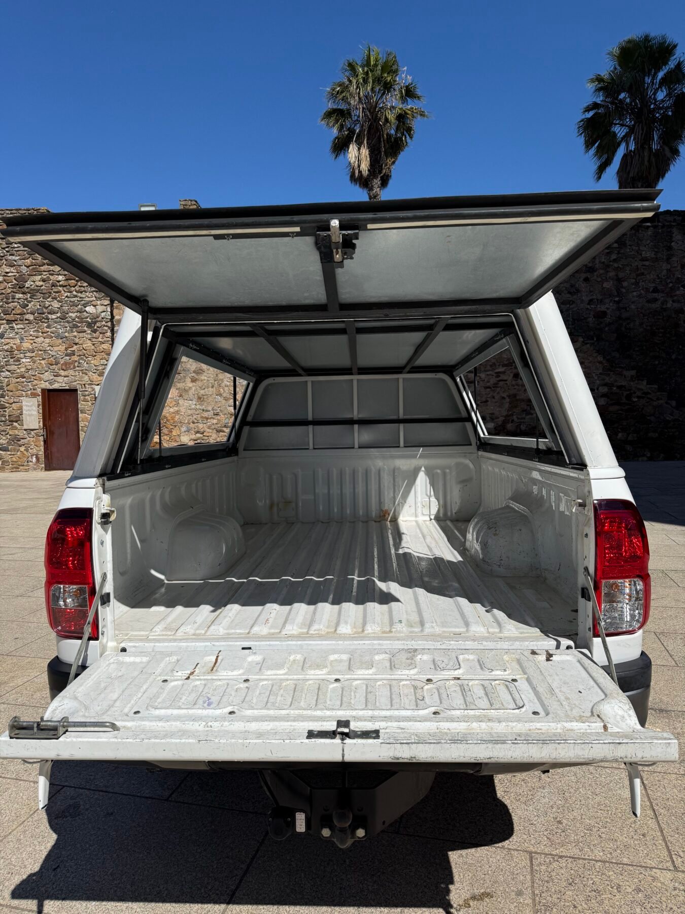 TOYOTA Hilux pickup 2.4 D-4D Cabina GX 150 CV