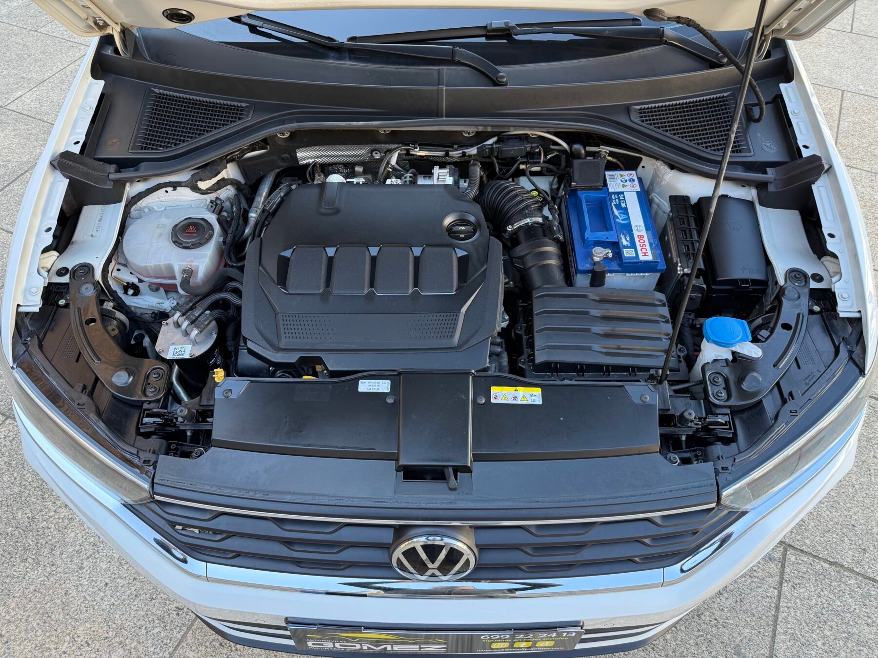 VOLKSWAGEN T-Roc 2.0TDI ADVANCE R-LINE