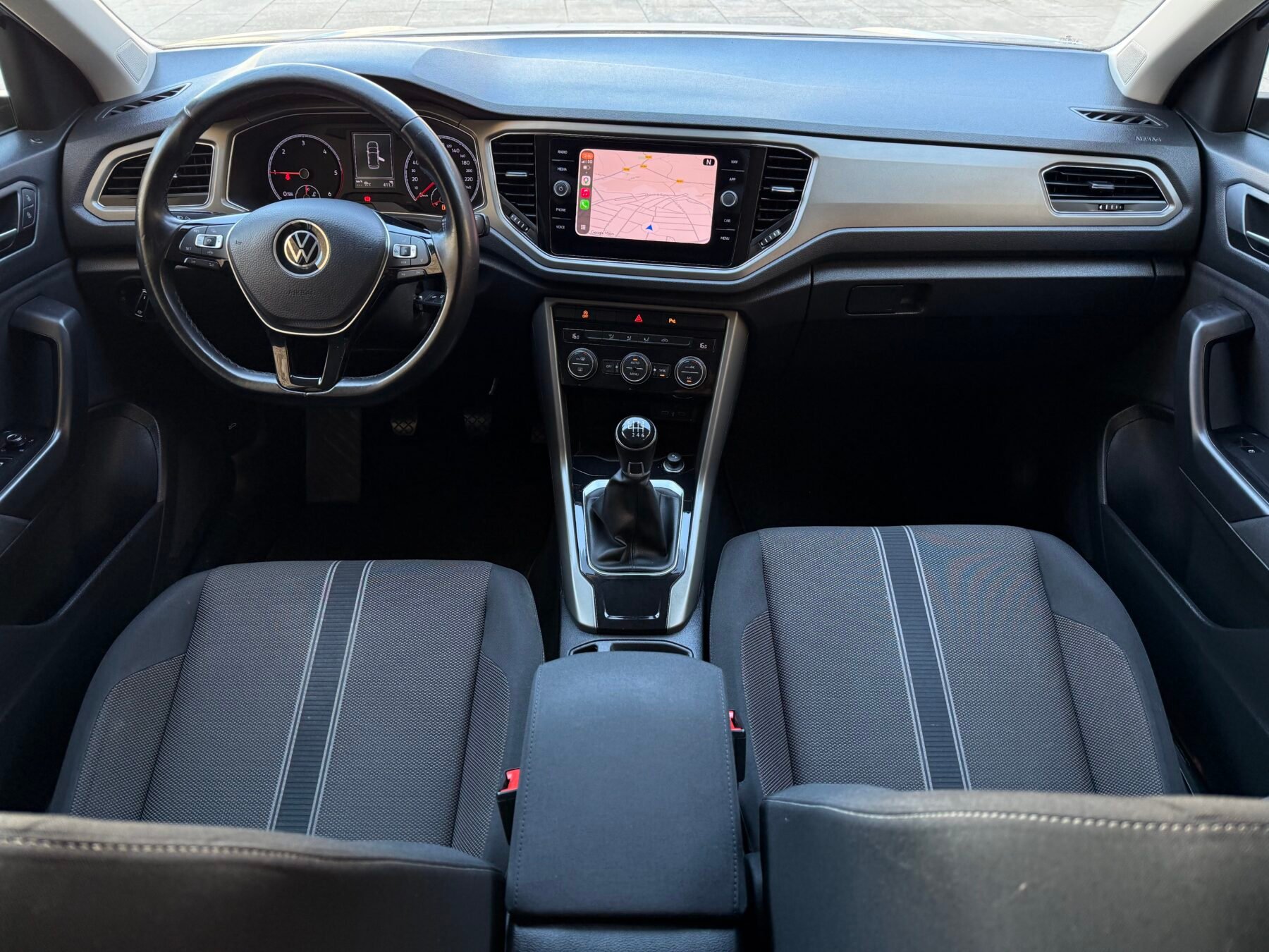 VOLKSWAGEN T-Roc 2.0TDI ADVANCE R-LINE