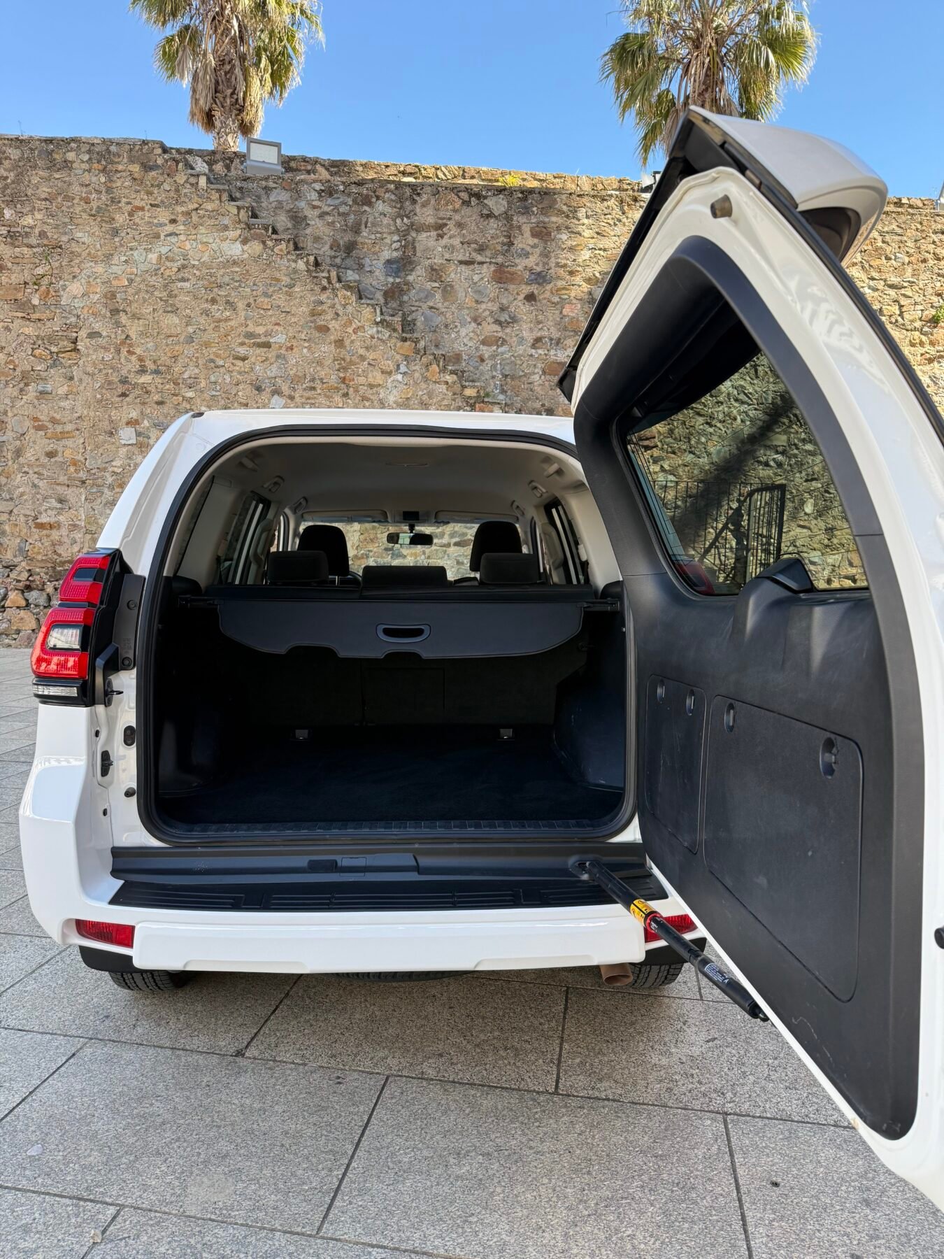 TOYOTA Land Cruiser 2.8 D-4D GX 204 CV 