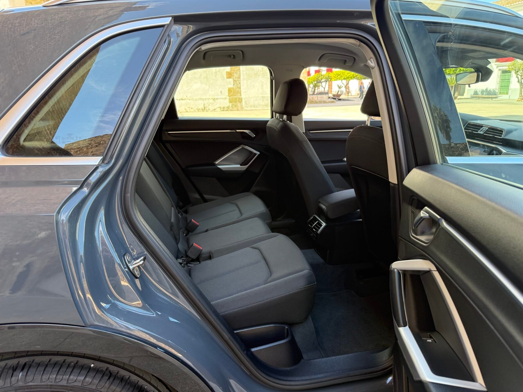 AUDI Q3 2.0 TDI   S tronic S LINE 