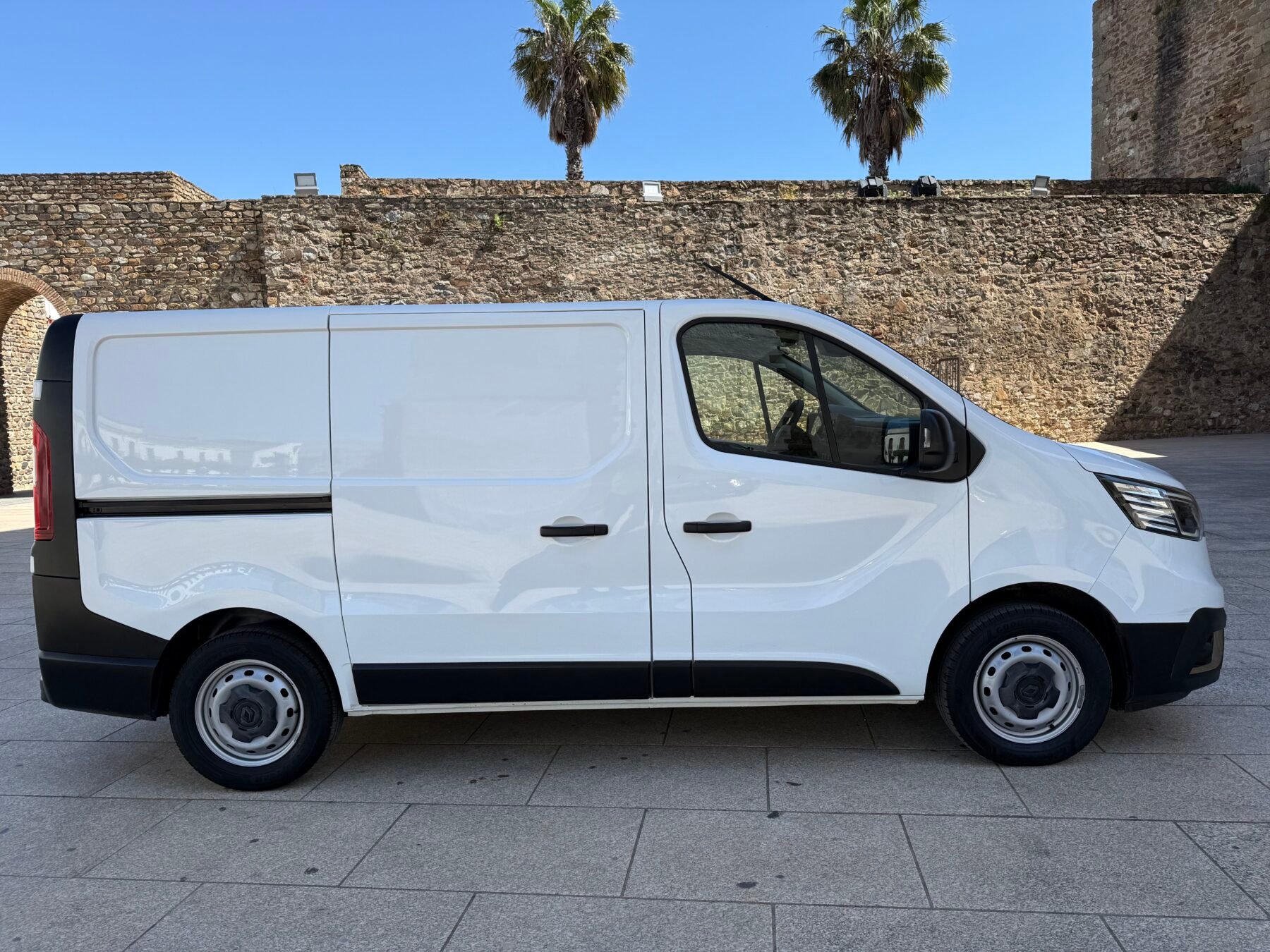 RENAULT Trafic Furgón L1H1 Blue dCi  (130 CV) 