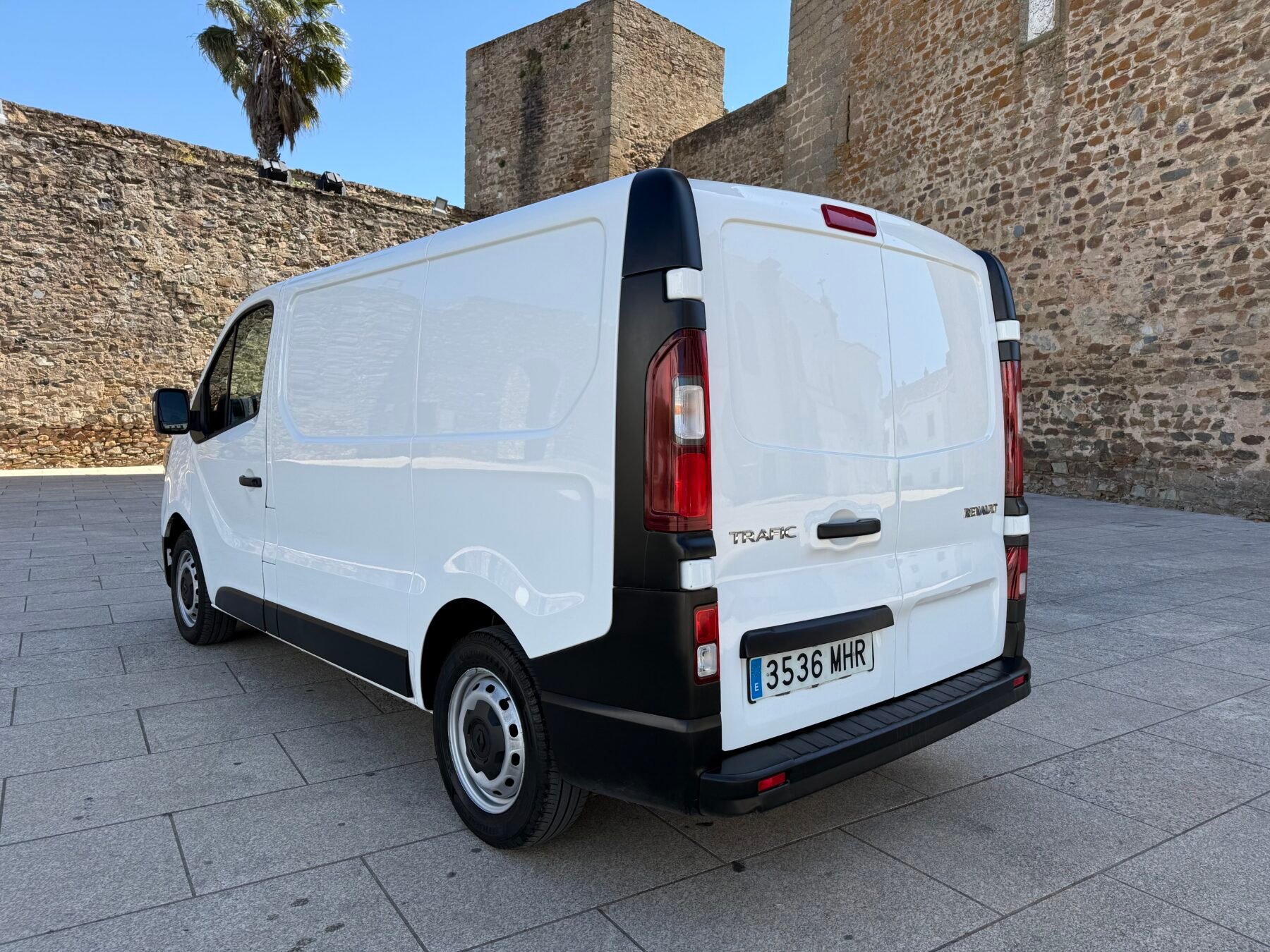 RENAULT Trafic Furgón L1H1 Blue dCi  (130 CV) 