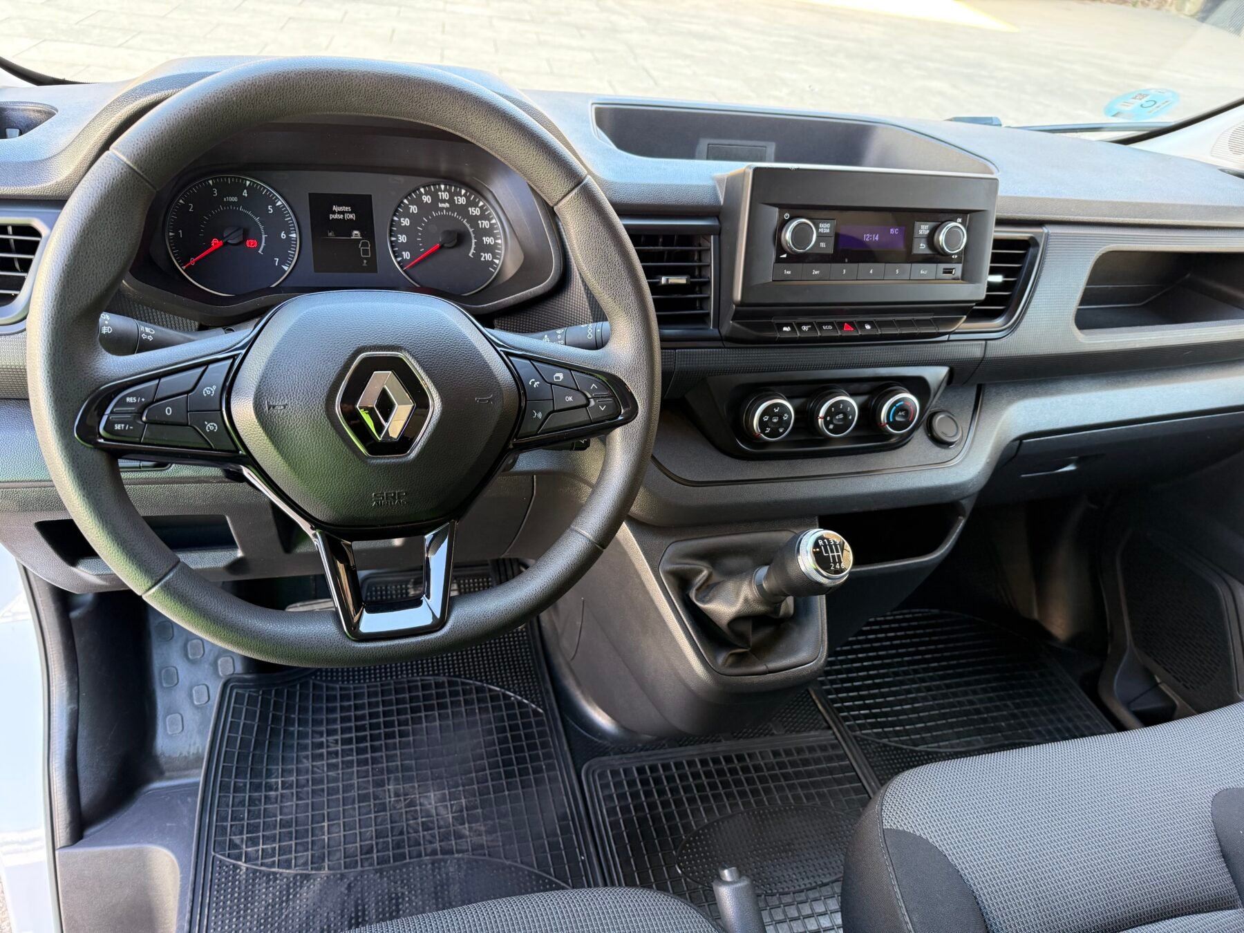 RENAULT Trafic Furgón L1H1 Blue dCi  (130 CV) 