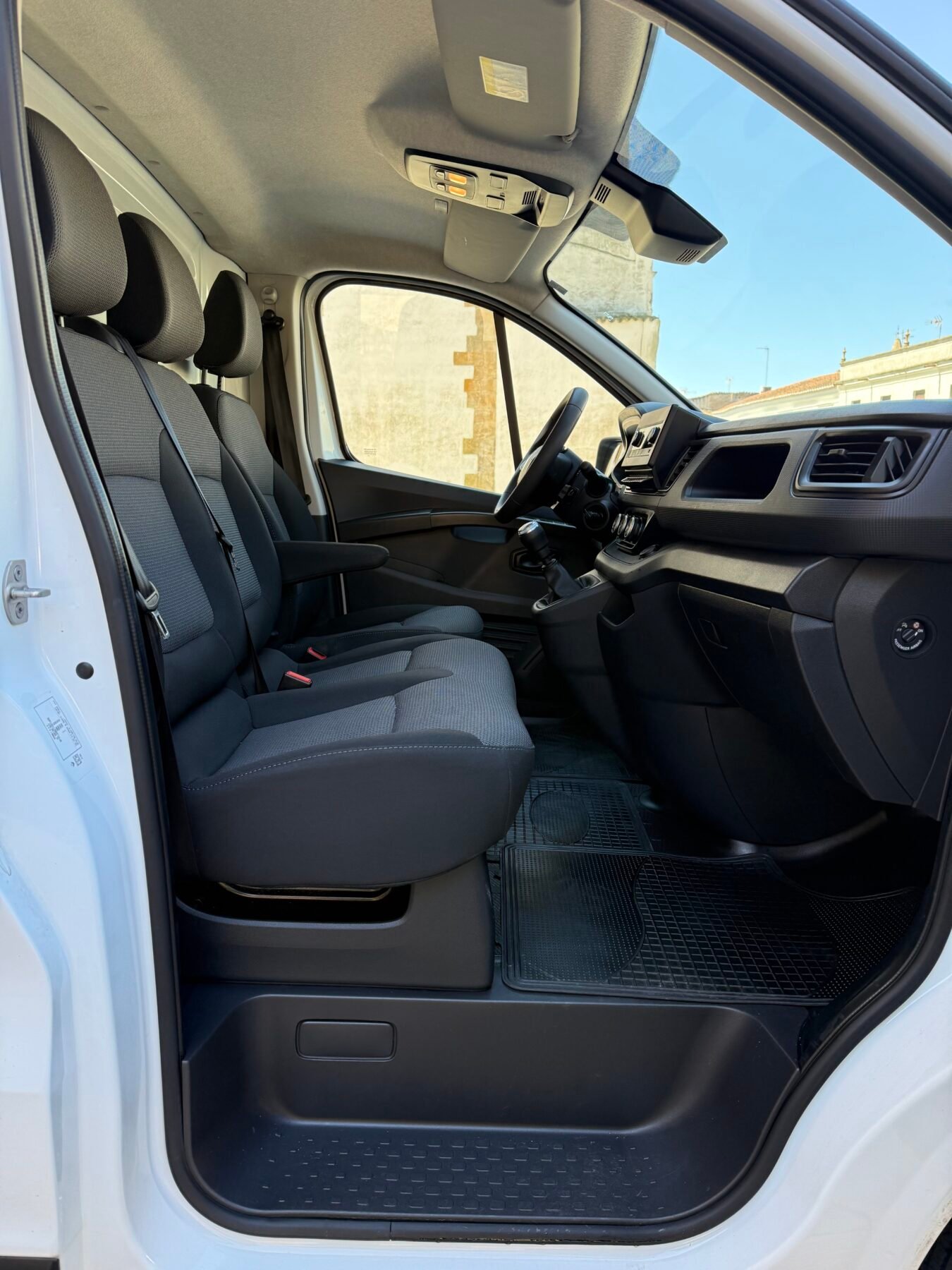 RENAULT Trafic Furgón L1H1 Blue dCi  (130 CV) 