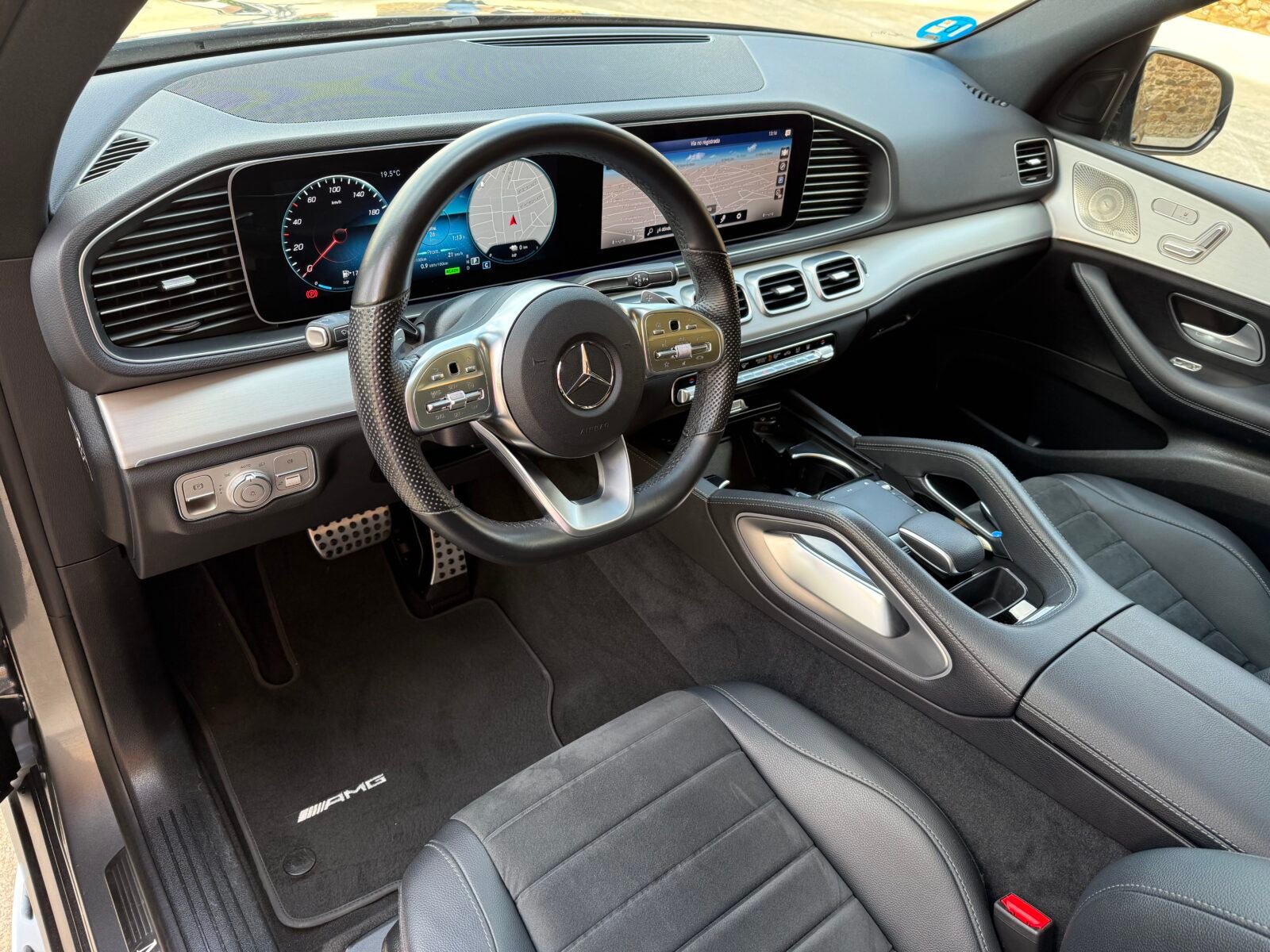 MERCEDES-BENZ GLE 350d 4MATIC AMG TECHO 320 CV 