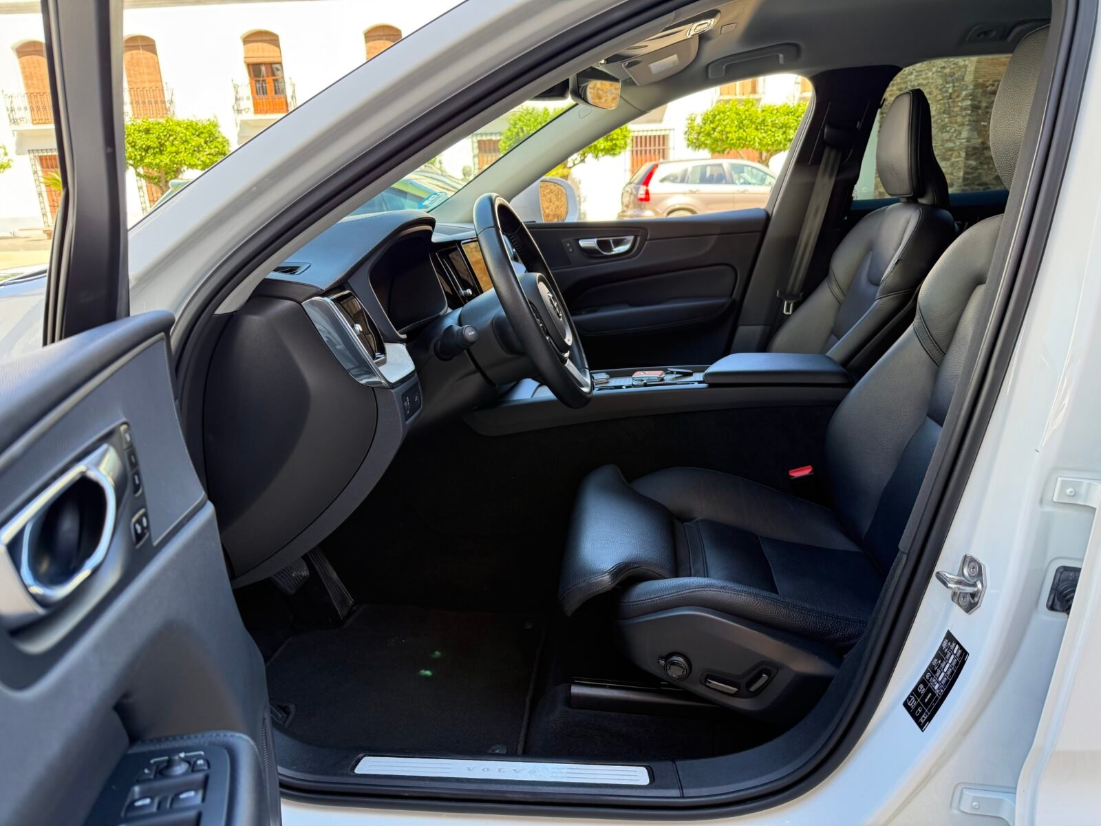VOLVO XC60 2.0 B4 D Inscription Auto 197 CV