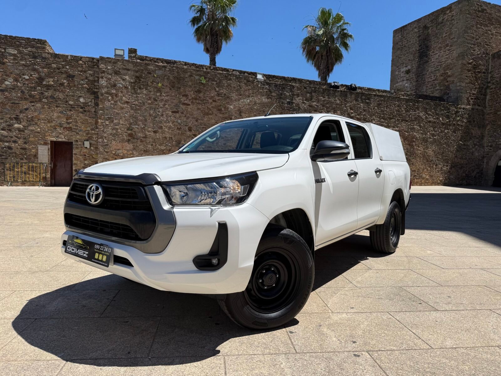 TOYOTA Hilux PICKUP 2.4 D-4D CABINA DOBLE GX