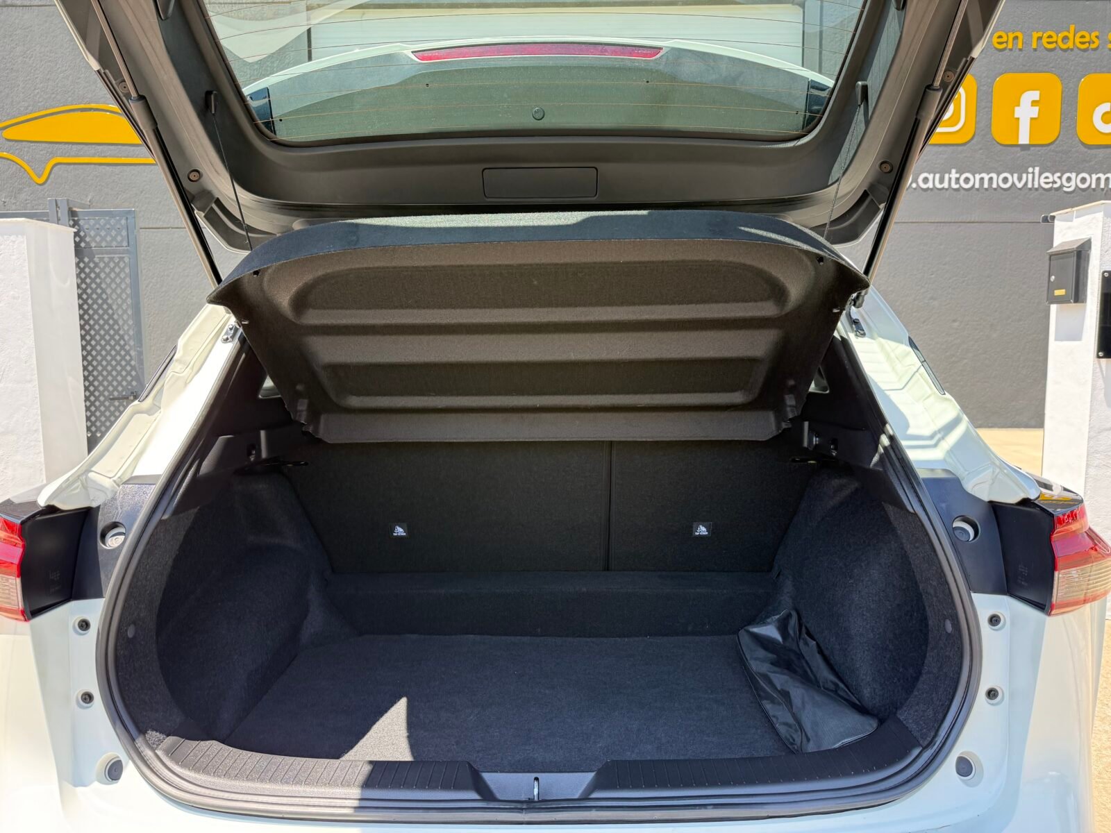 NISSAN QASHQAI M HEV 4X 2 Acenta Híbrido 140 CV 