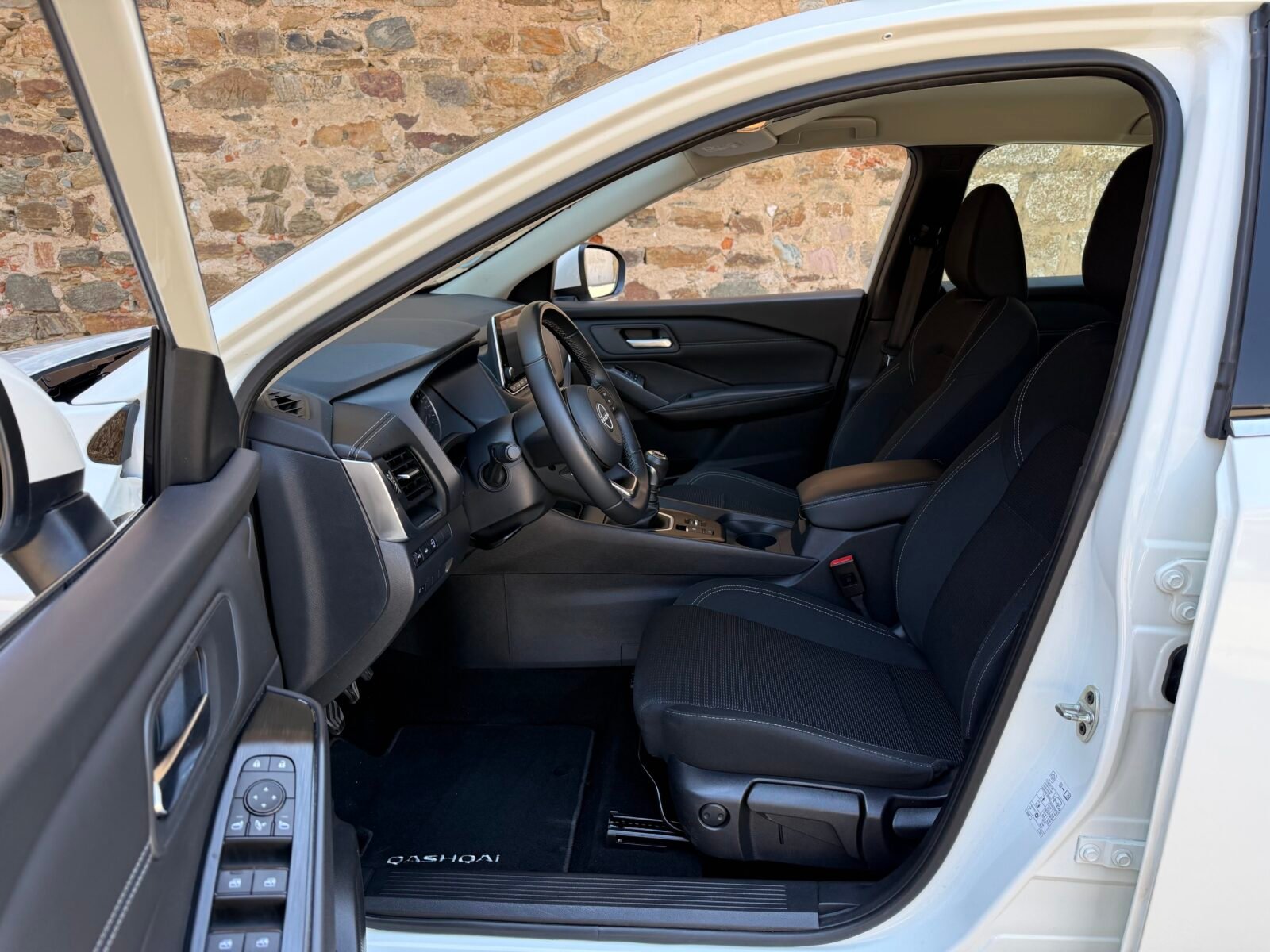 NISSAN QASHQAI M HEV 4X 2 Acenta Híbrido 140 CV 