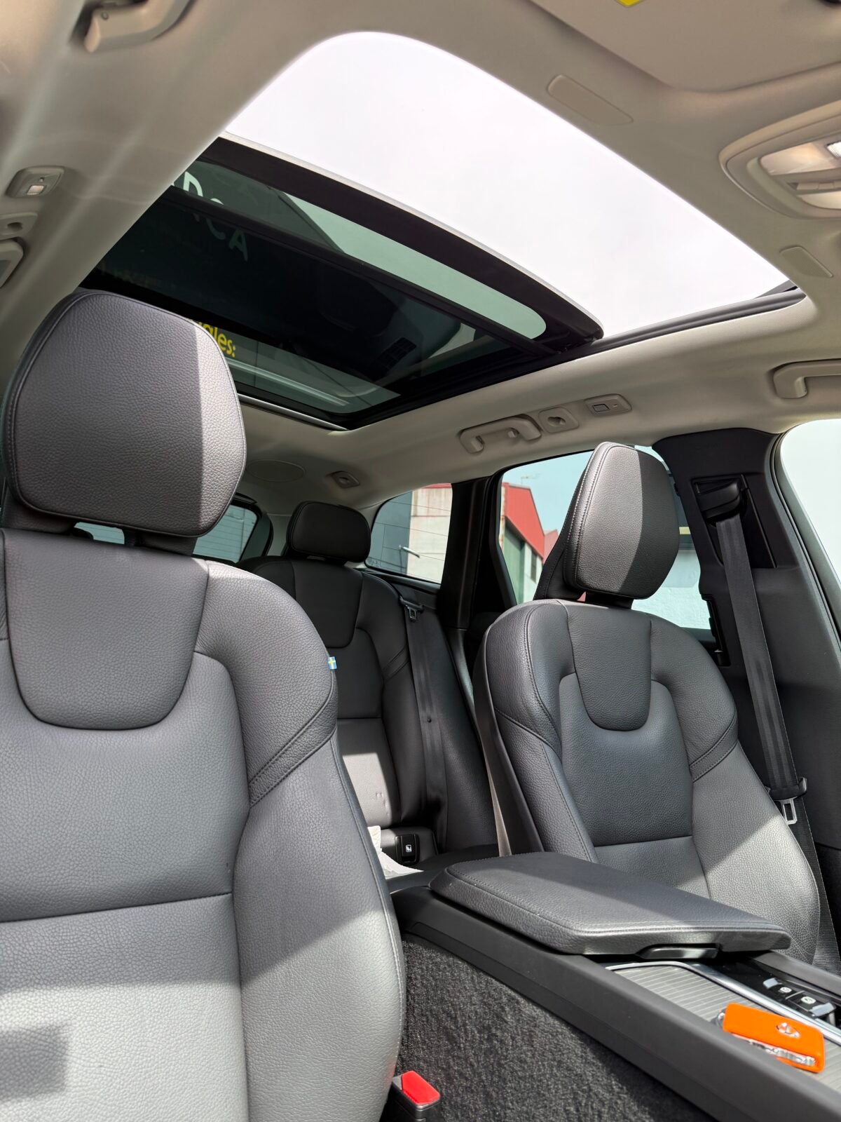 VOLVO XC60 2.0 B4 D Momentum Pro Auto Techo 