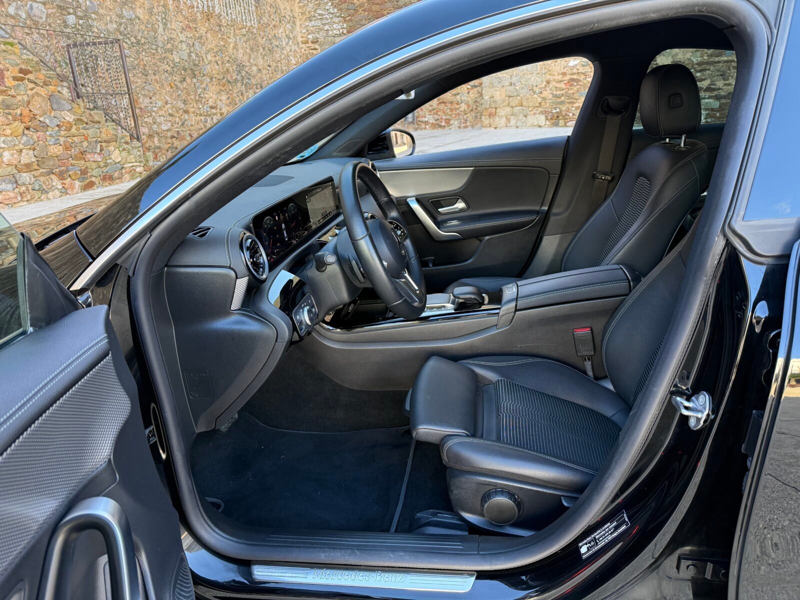 MERCEDES-BENZ CLA coupé 200 D AMG Auto