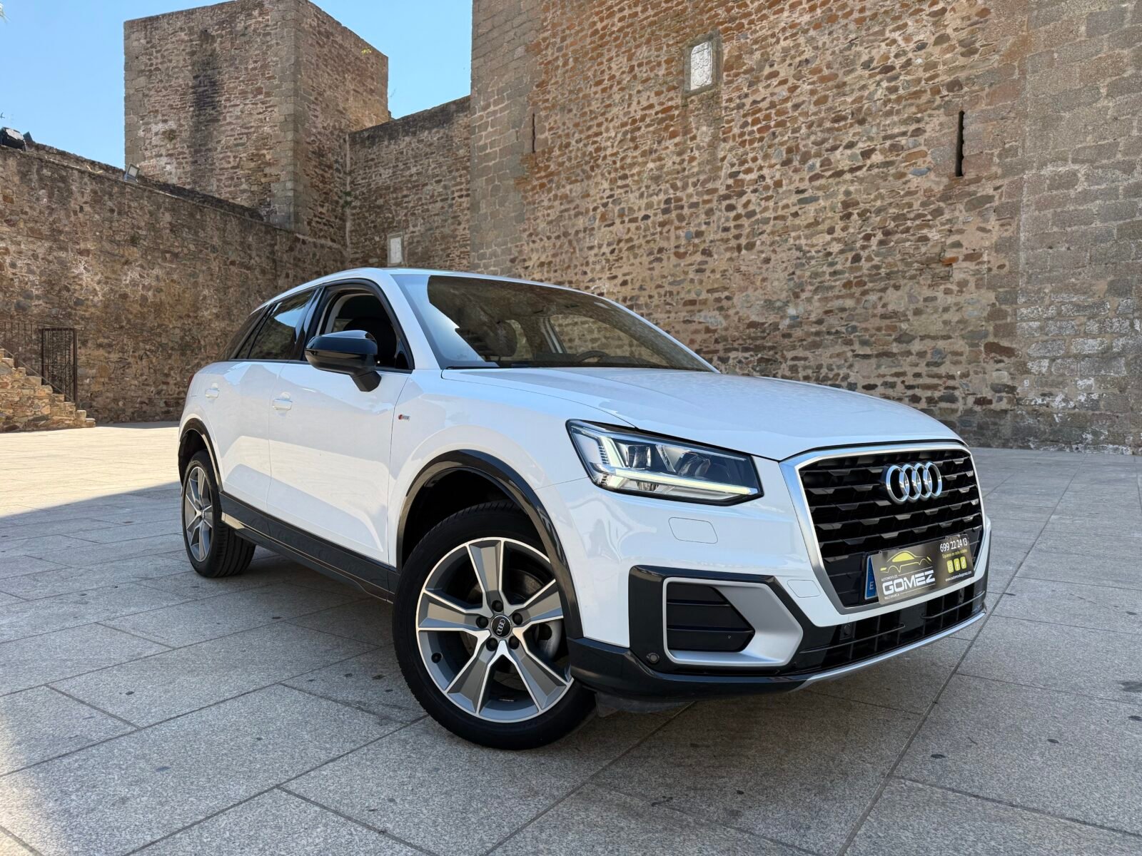 AUDI Q2 Design 1.6 TDI S LINE 