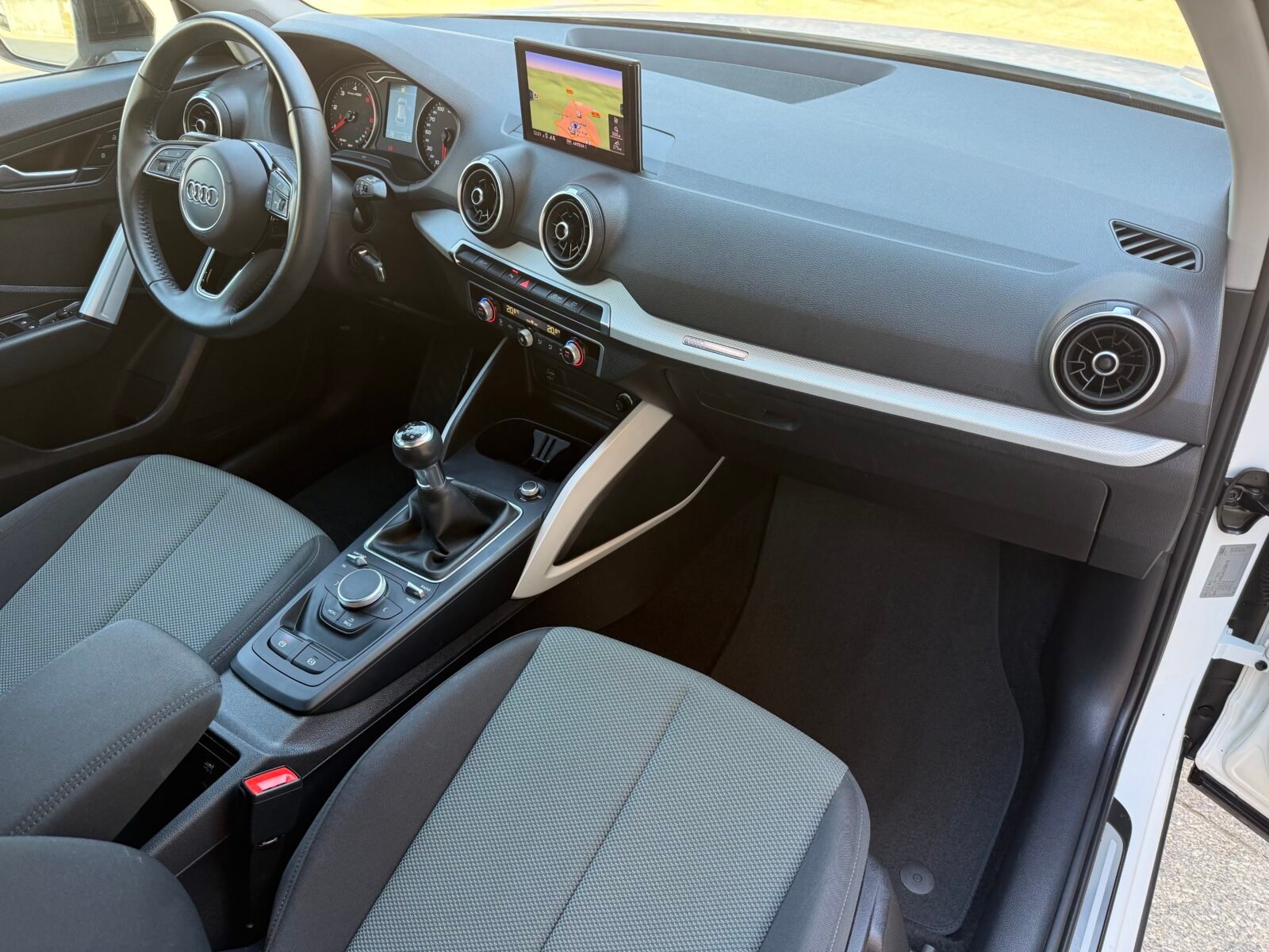AUDI Q2 Design 1.6 TDI S LINE 