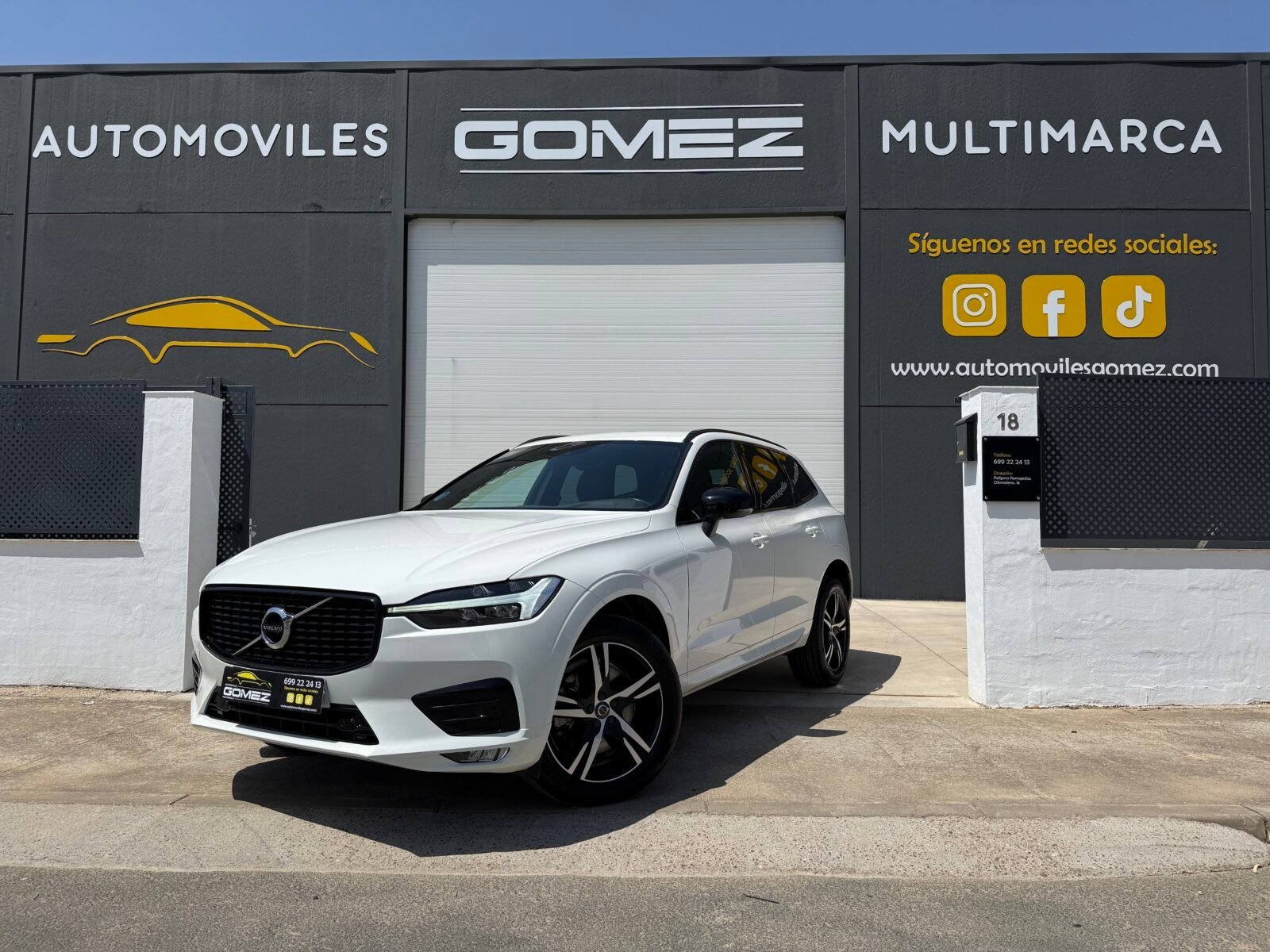 VOLVO XC60 2.0 B4 D R-Design Auto 197 CV