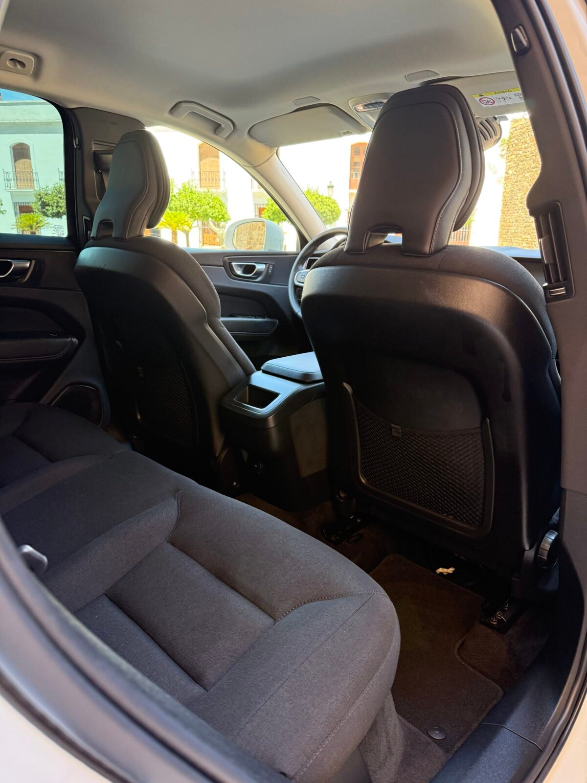 VOLVO XC60 2.0 B4 D Momentum Auto 197 CV 