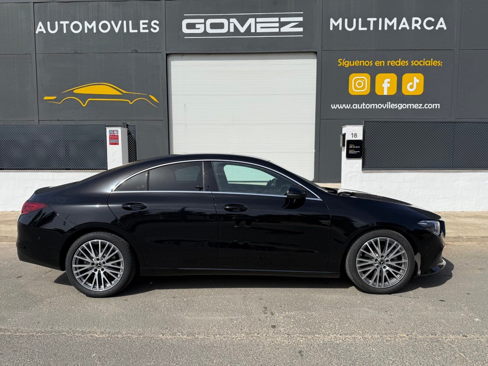 MERCEDES-BENZ CLA coupé 200 D AMG Auto