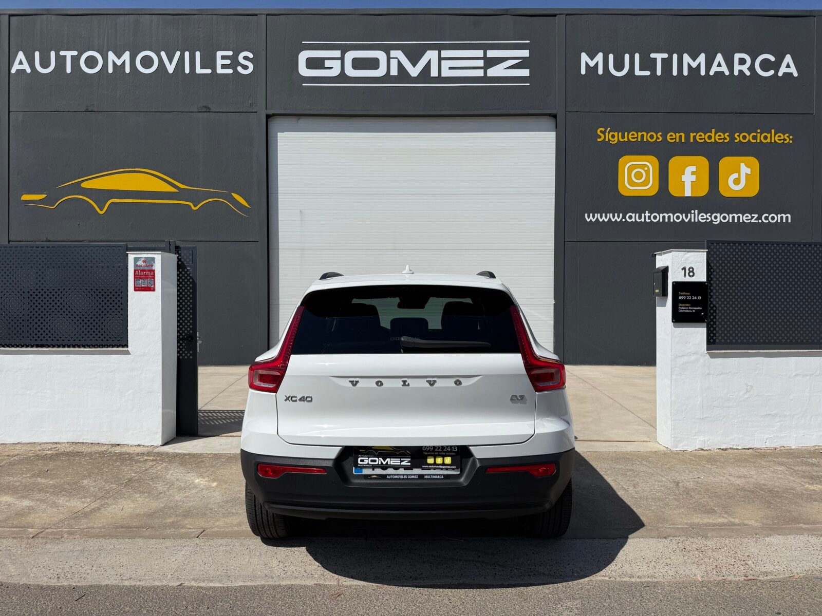 VOLVO XC40  2.0 D3 MOMENTUM 150 CV 