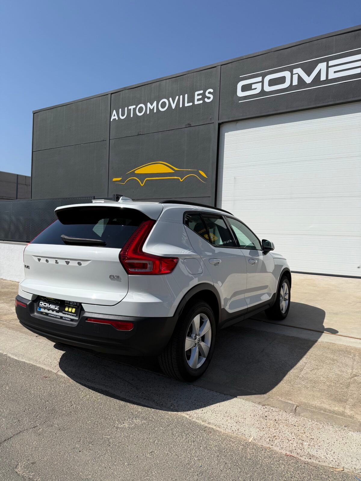 VOLVO XC40  2.0 D3 MOMENTUM 150 CV 