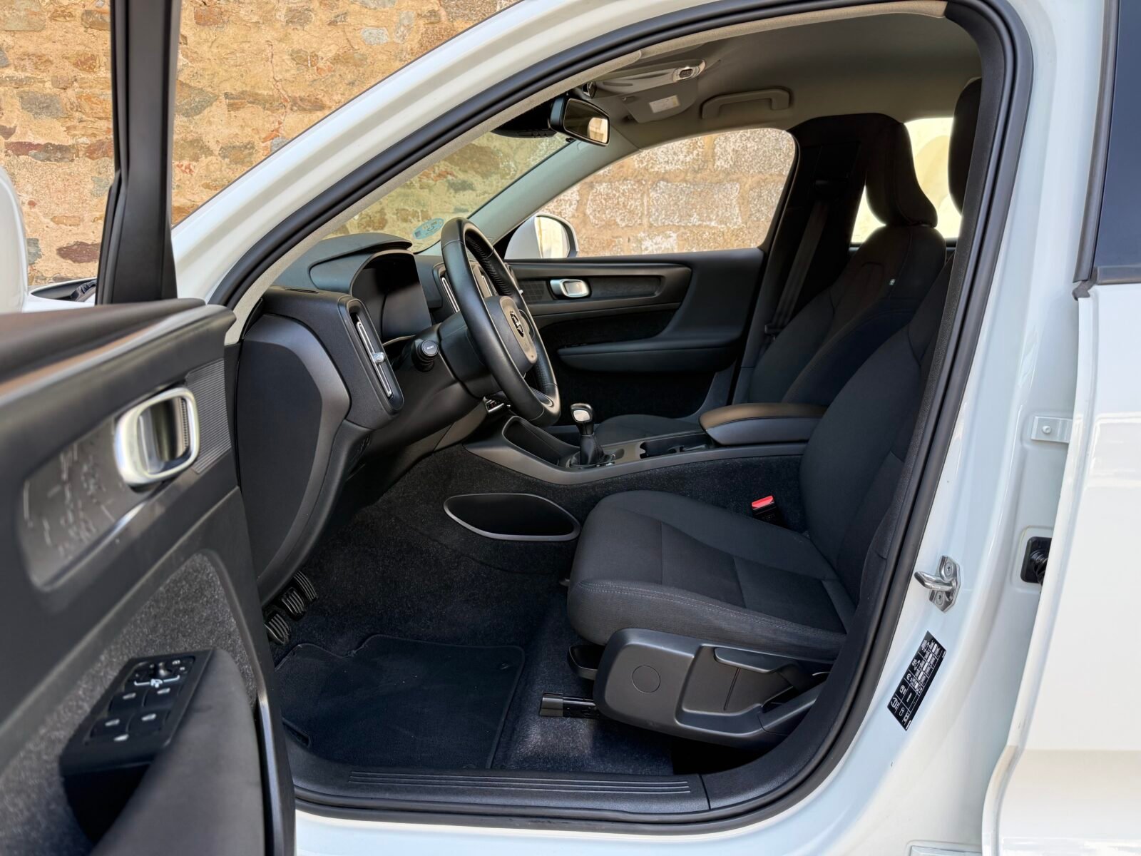 VOLVO XC40  2.0 D3 MOMENTUM 150 CV 
