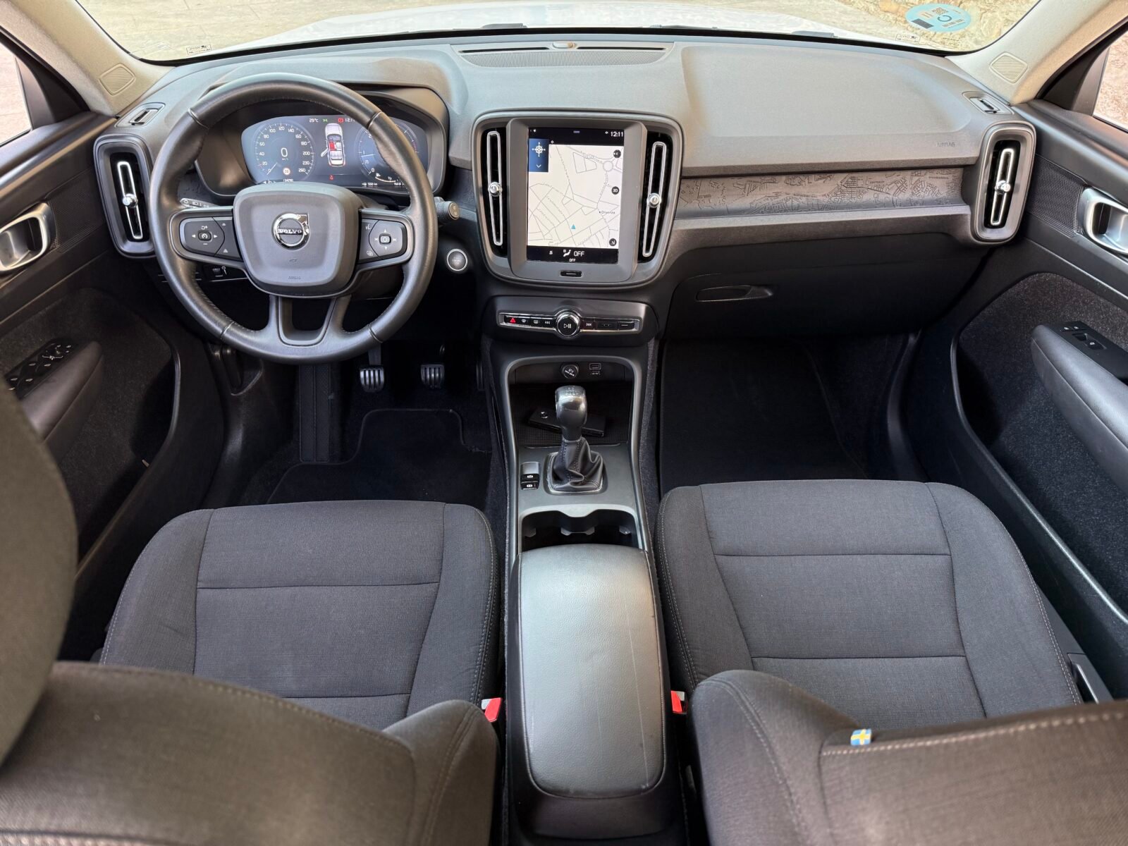 VOLVO XC40  2.0 D3 MOMENTUM 150 CV 