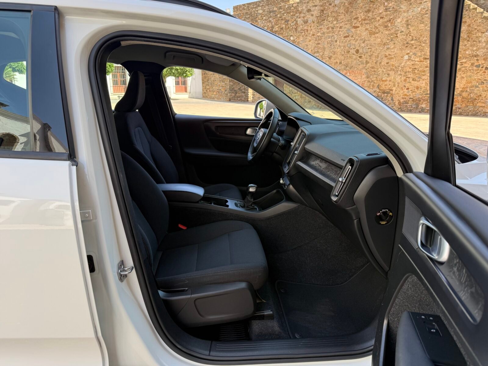 VOLVO XC40  2.0 D3 MOMENTUM 150 CV 