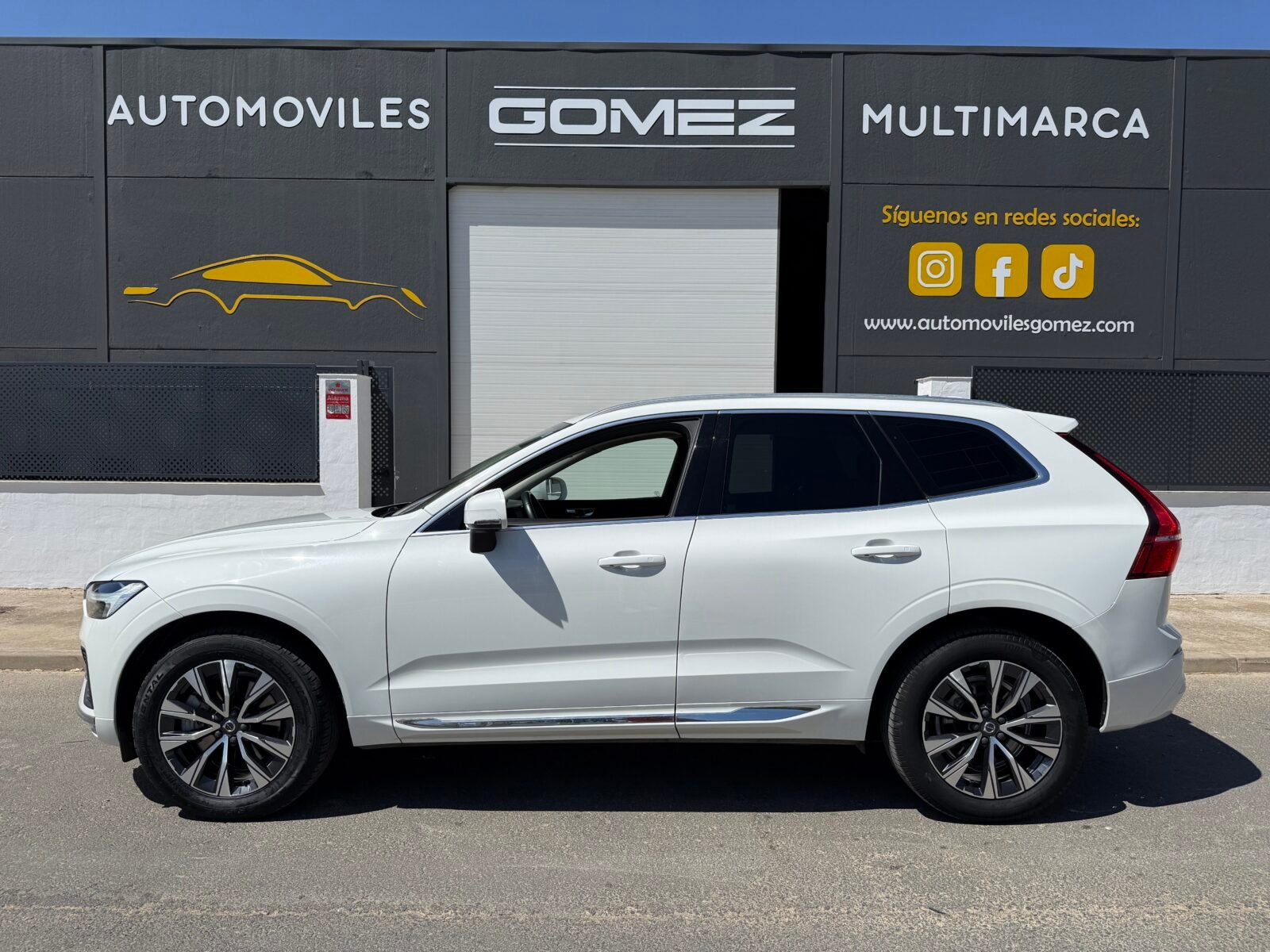 VOLVO XC60 2.0 B4 D Inscription Auto 197 CV 