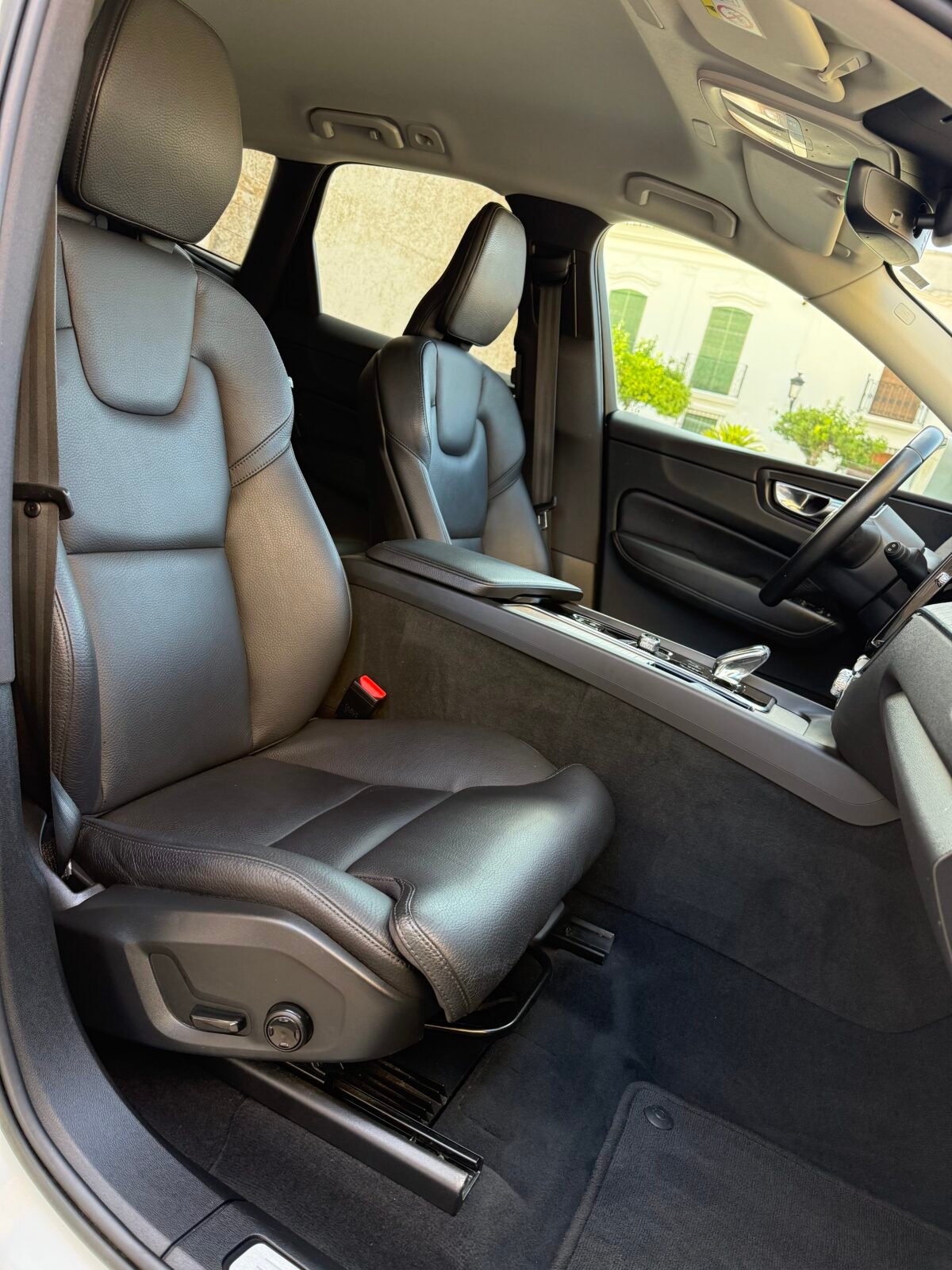 VOLVO XC60 2.0 B4 D Inscription Auto 197 CV 