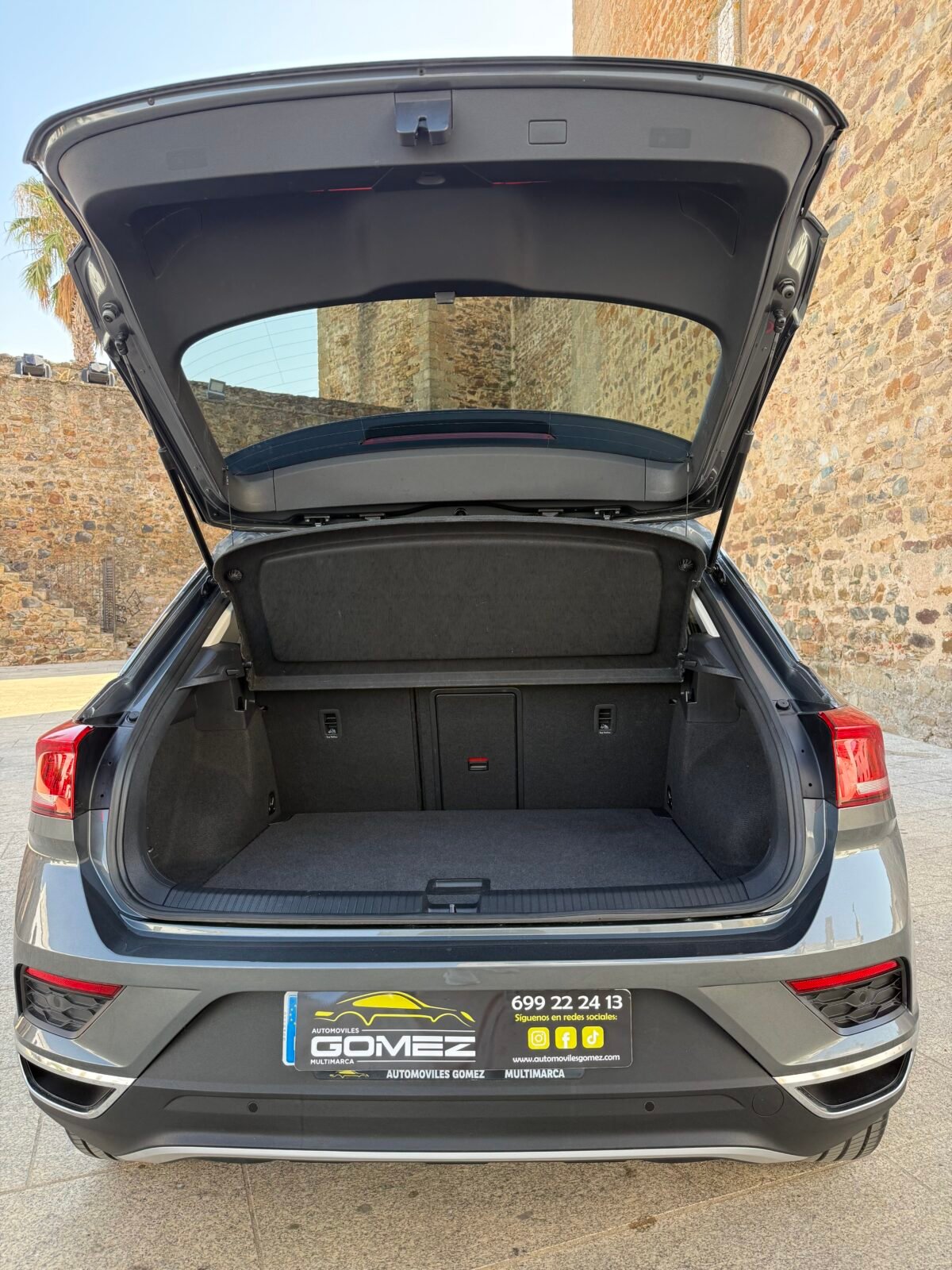 VOLKSWAGEN T-Roc Advance 2.0 TDi 