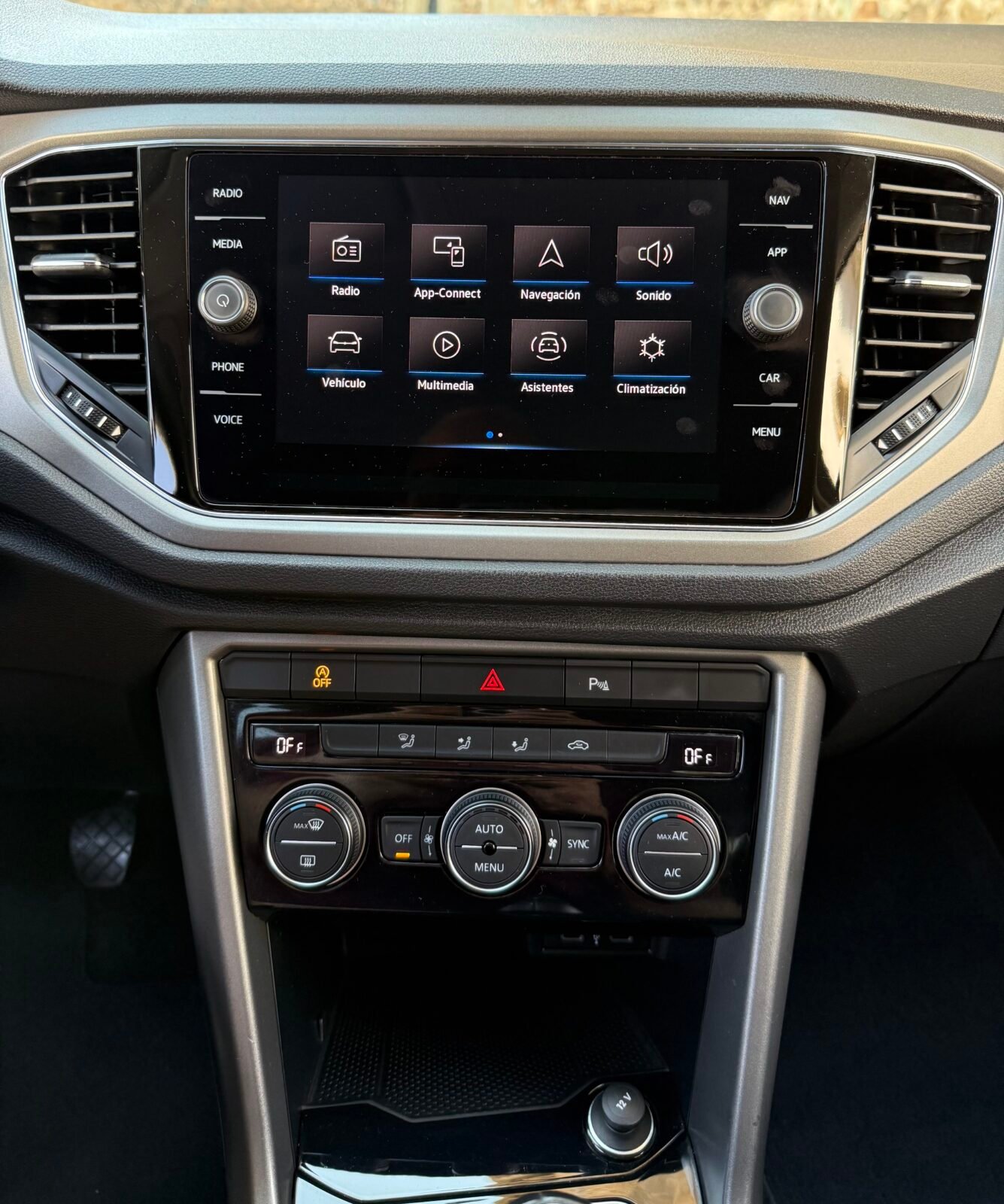 VOLKSWAGEN T-Roc Advance 2.0 TDi 