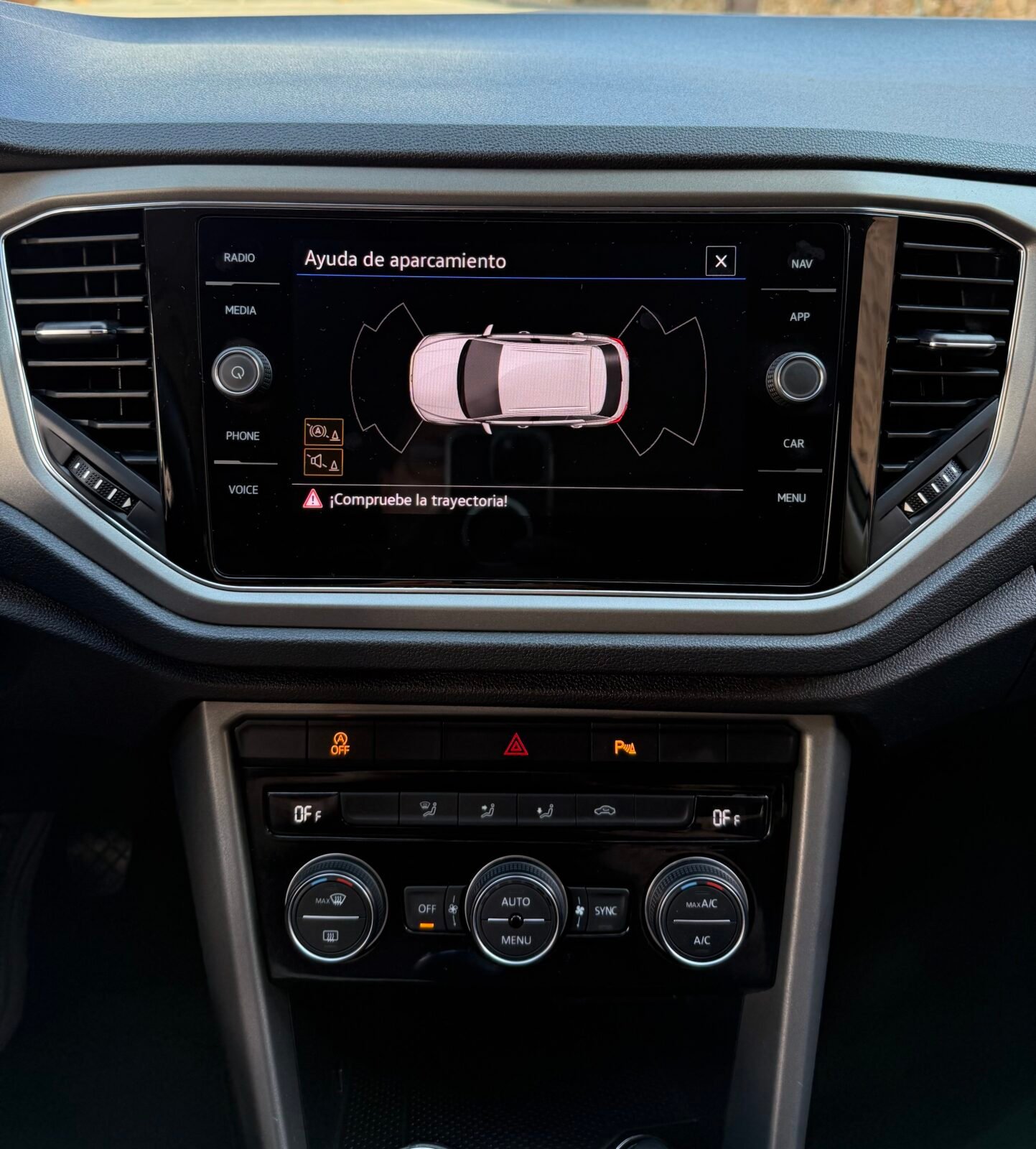 VOLKSWAGEN T-Roc Advance 2.0 TDi 