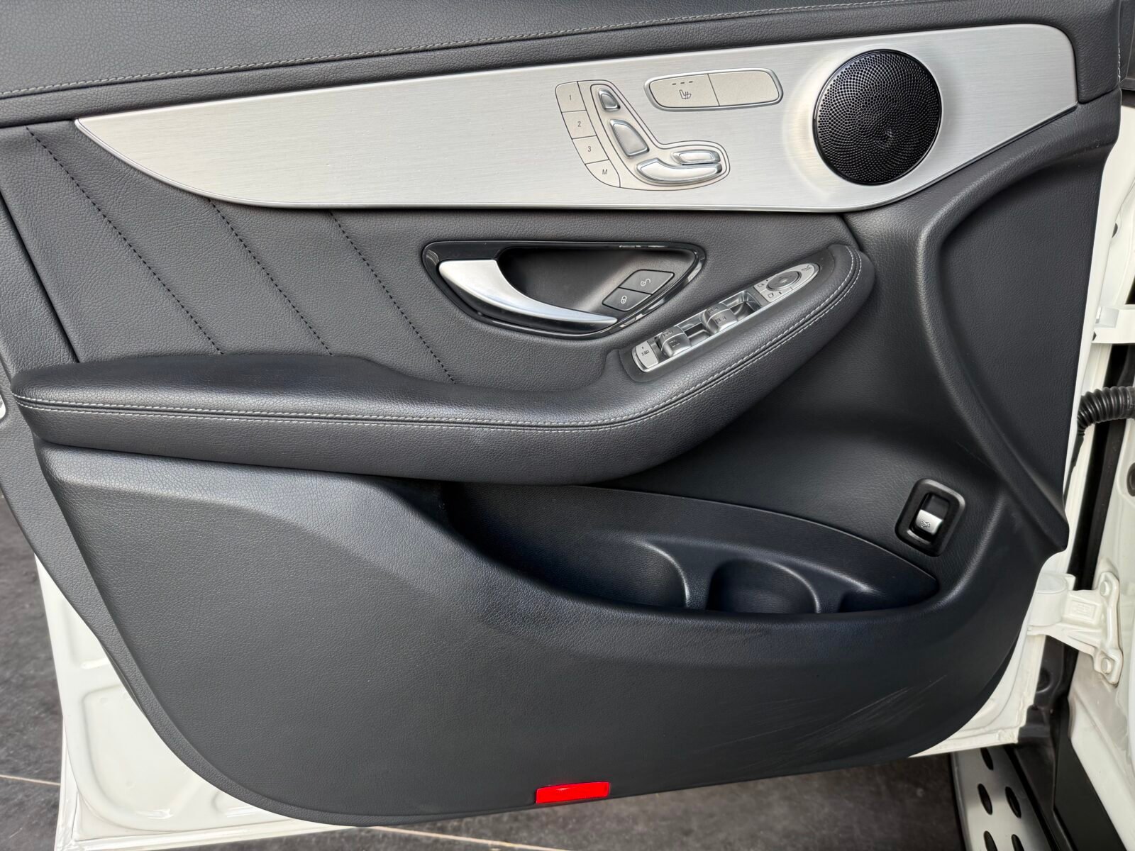 MERCEDES-BENZ Clase GLC 300 d 4MATIC AMG TECHO 