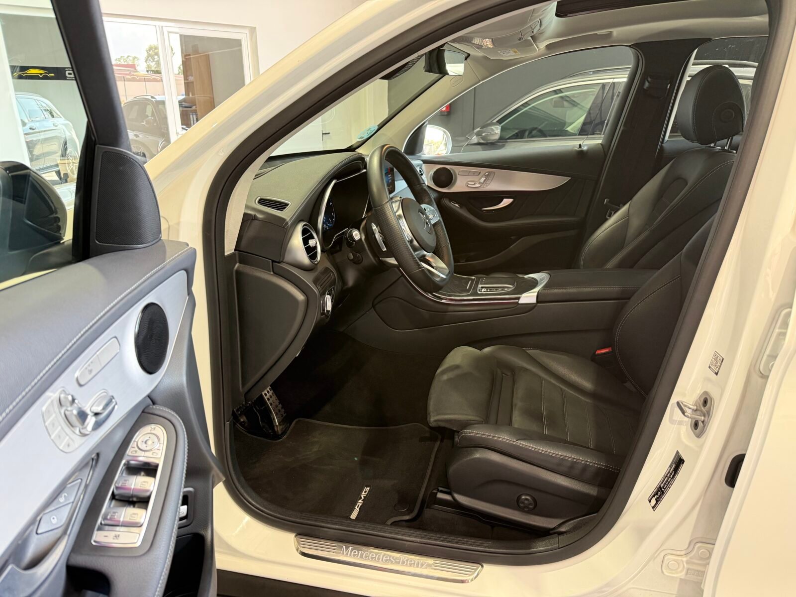 MERCEDES-BENZ Clase GLC 300 d 4MATIC AMG TECHO 