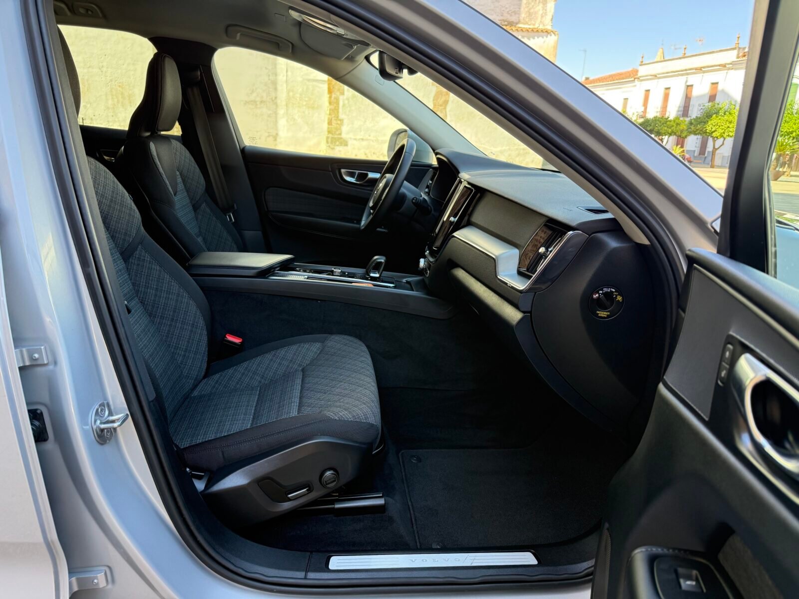 VOLVO XC60 2.0 B4 D Core Auto 197 CV